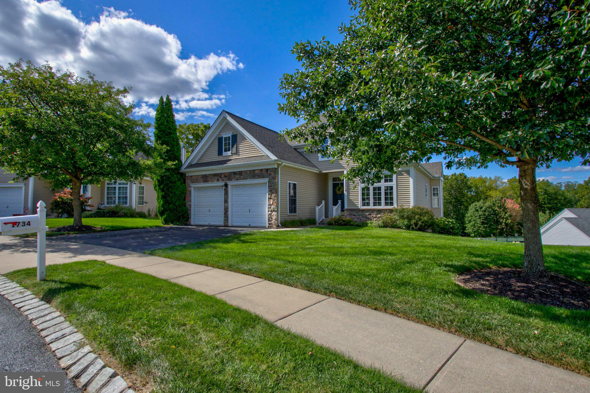 1734 SAFFIN CIRCLE