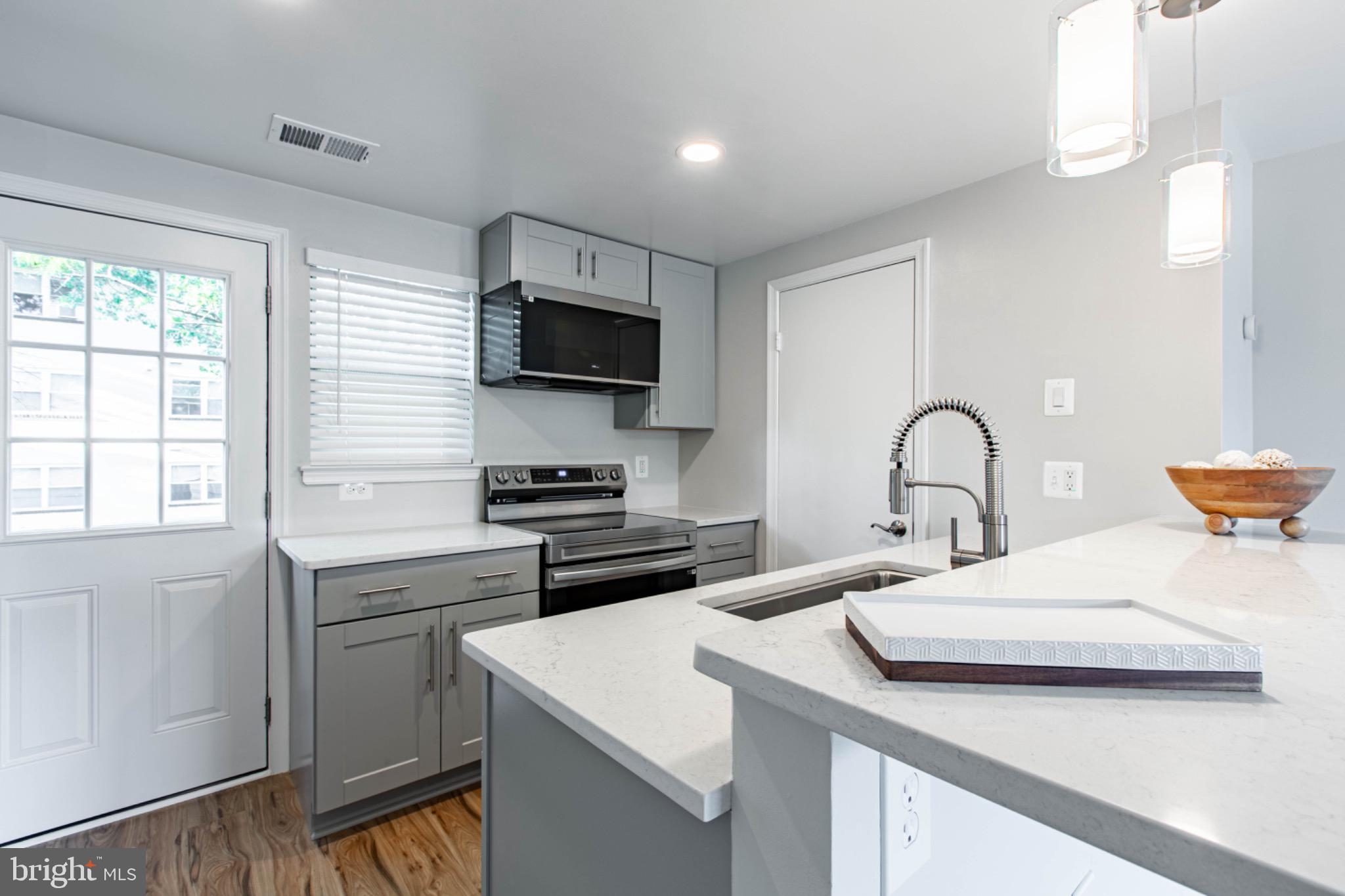 4331 PEMBROOK VILLAGE DRIVE