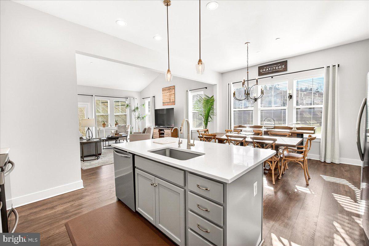 SNADER'S SUMMIT - Residential