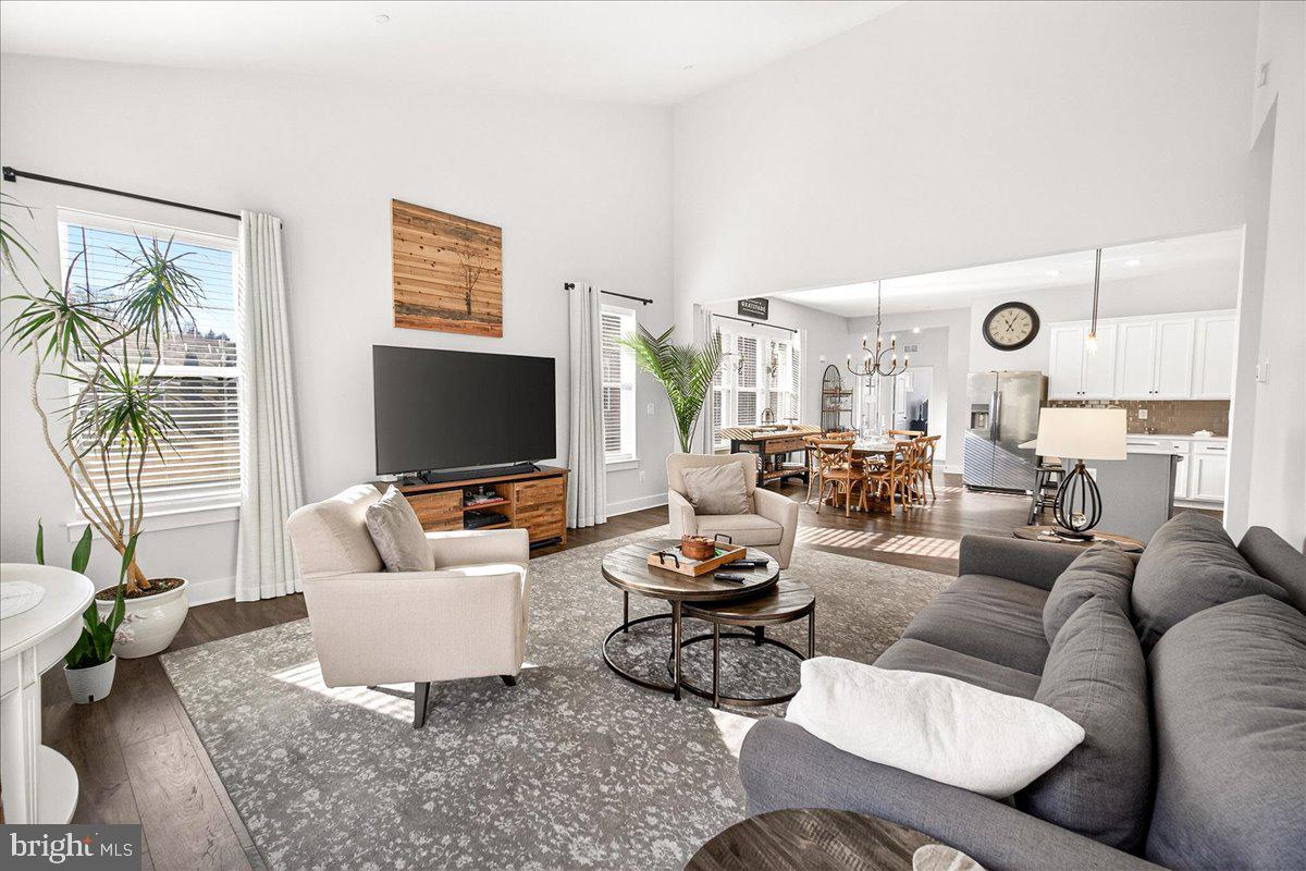 SNADER'S SUMMIT - Residential