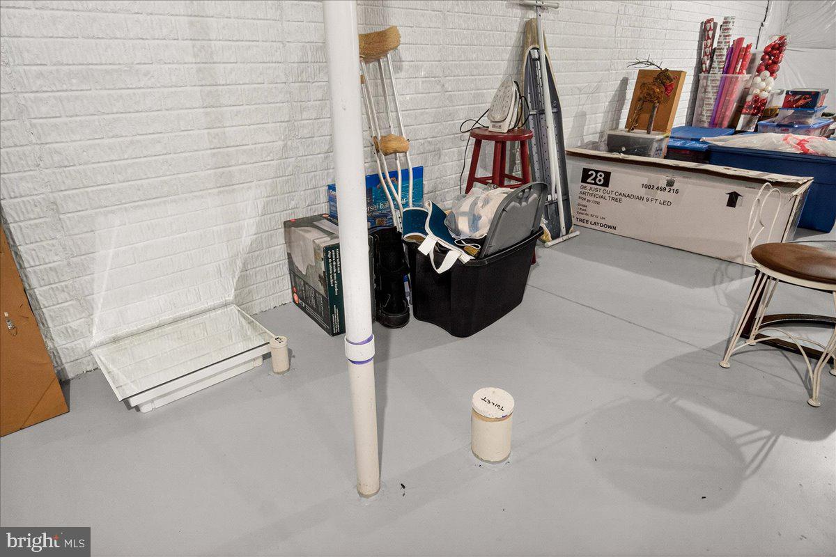 SNADER'S SUMMIT - Residential