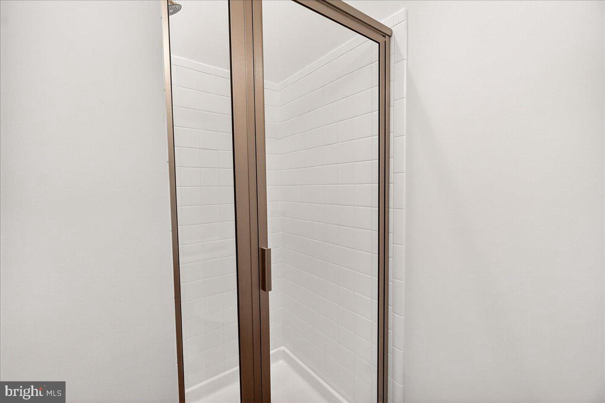 SNADER'S SUMMIT - Residential