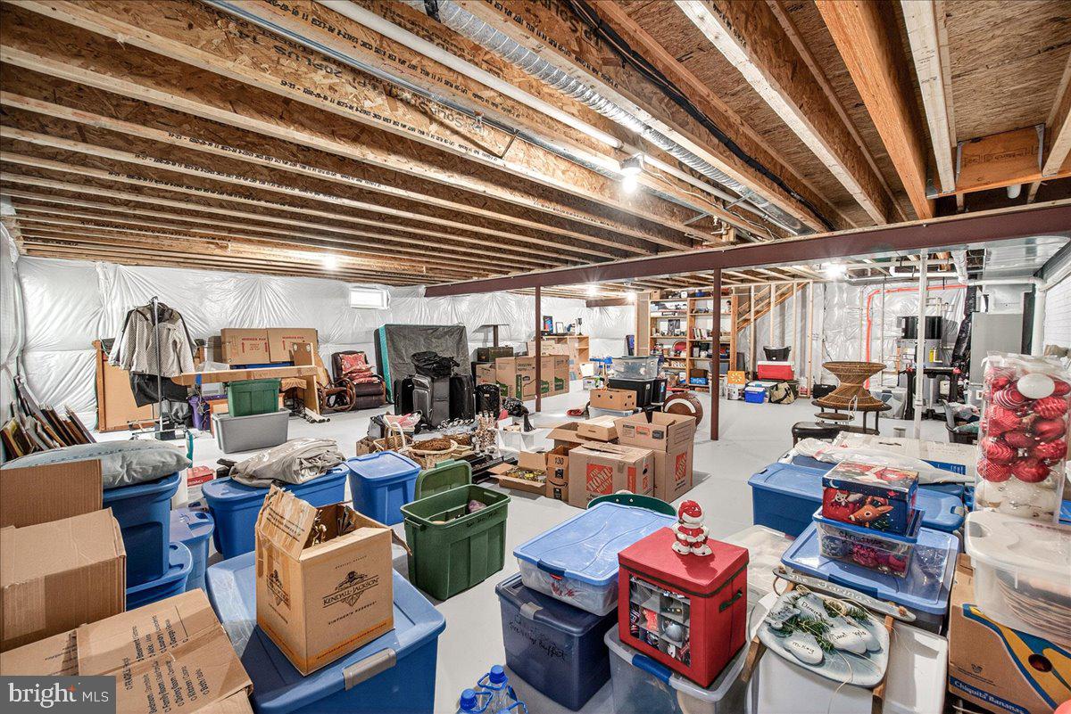 SNADER'S SUMMIT - Residential