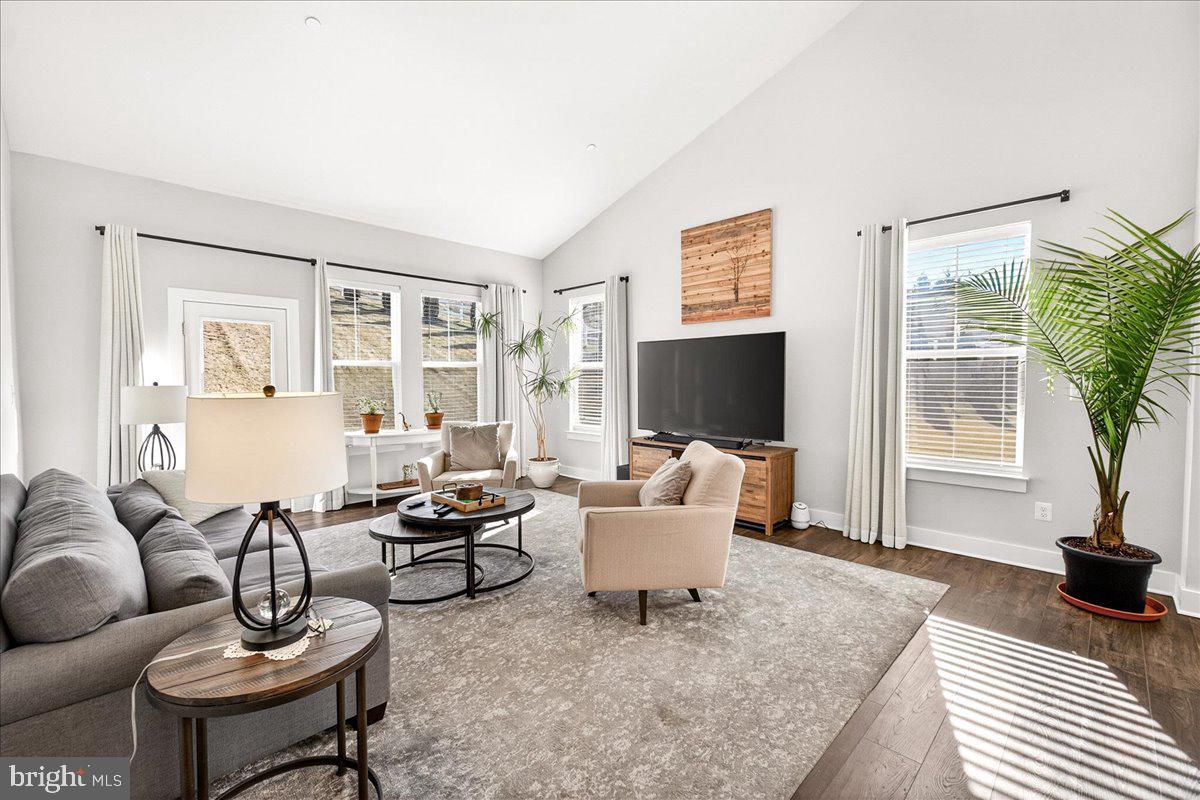 SNADER'S SUMMIT - Residential