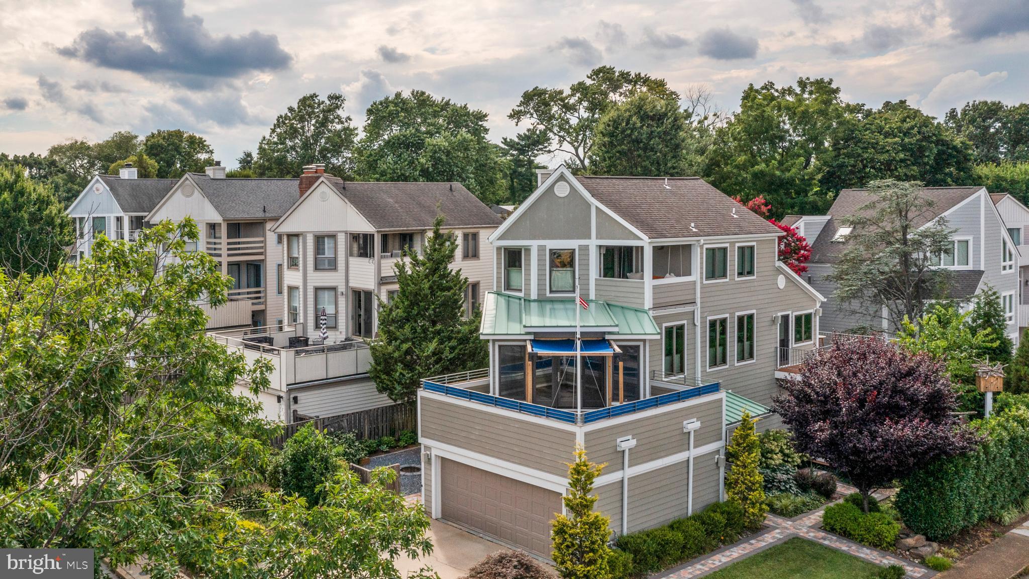 EASTPORT - Residential