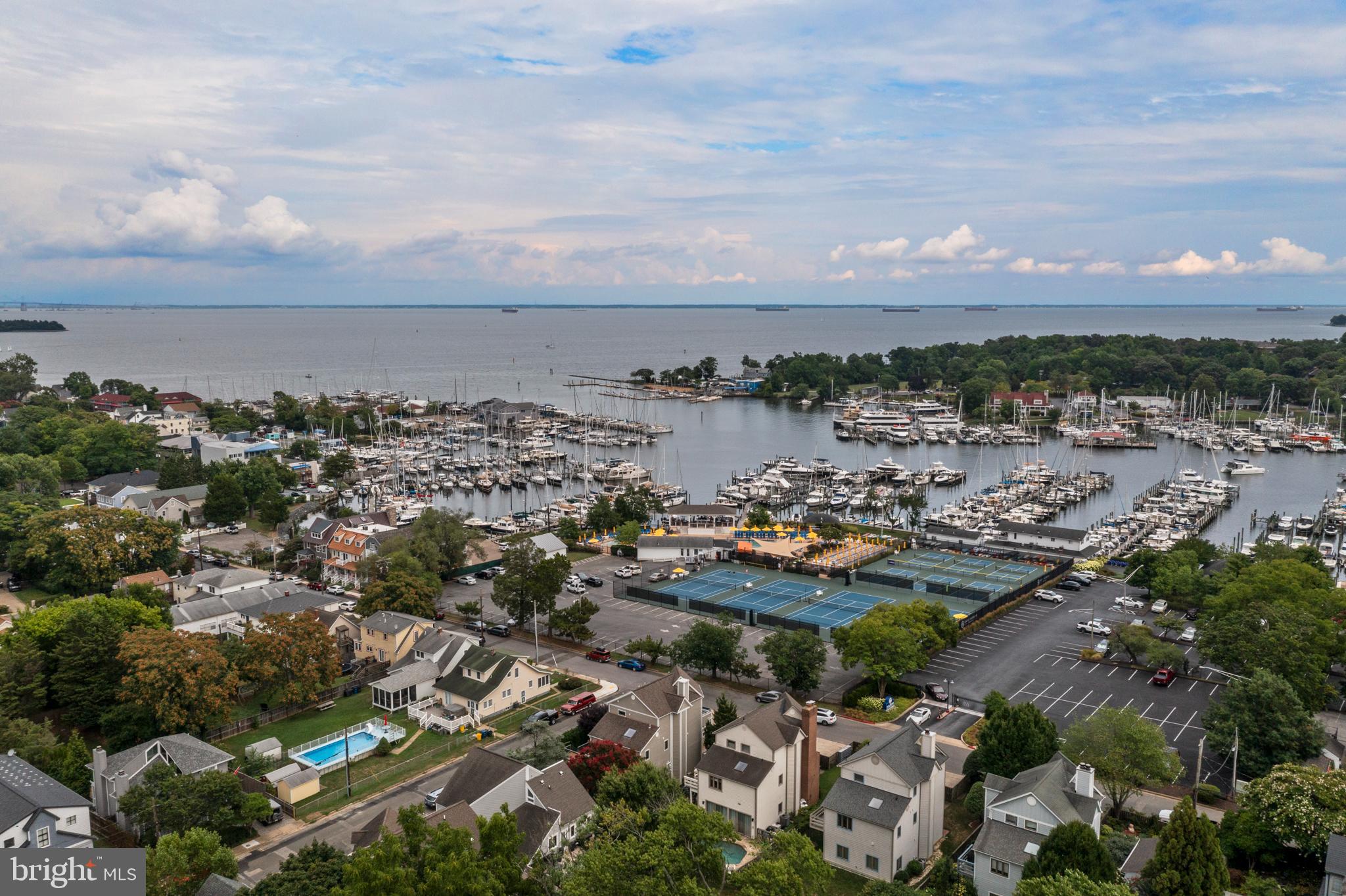 EASTPORT - Residential