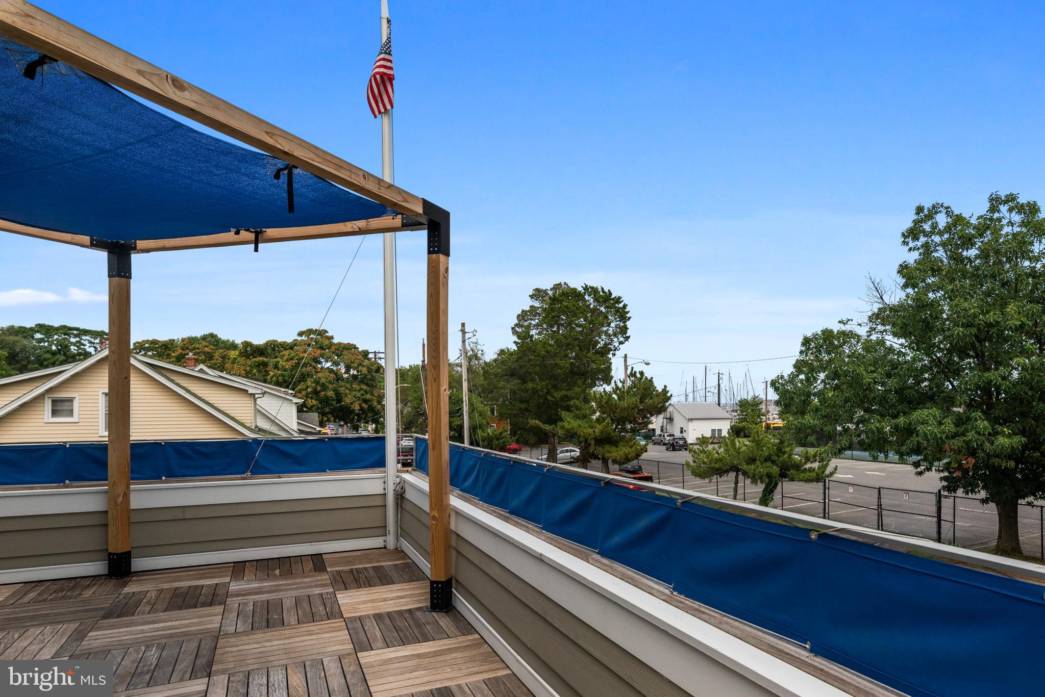 EASTPORT - Residential