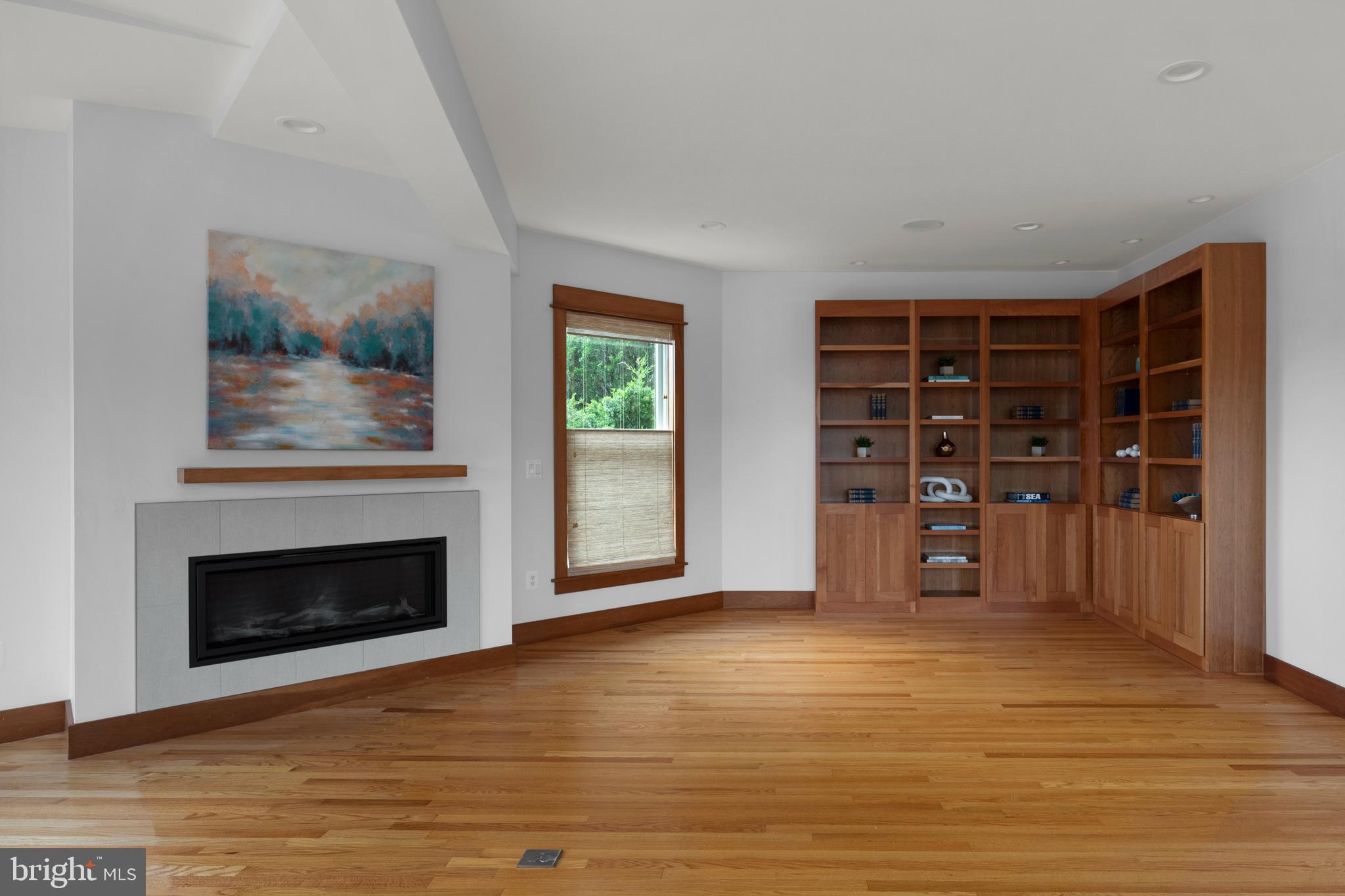 EASTPORT - Residential