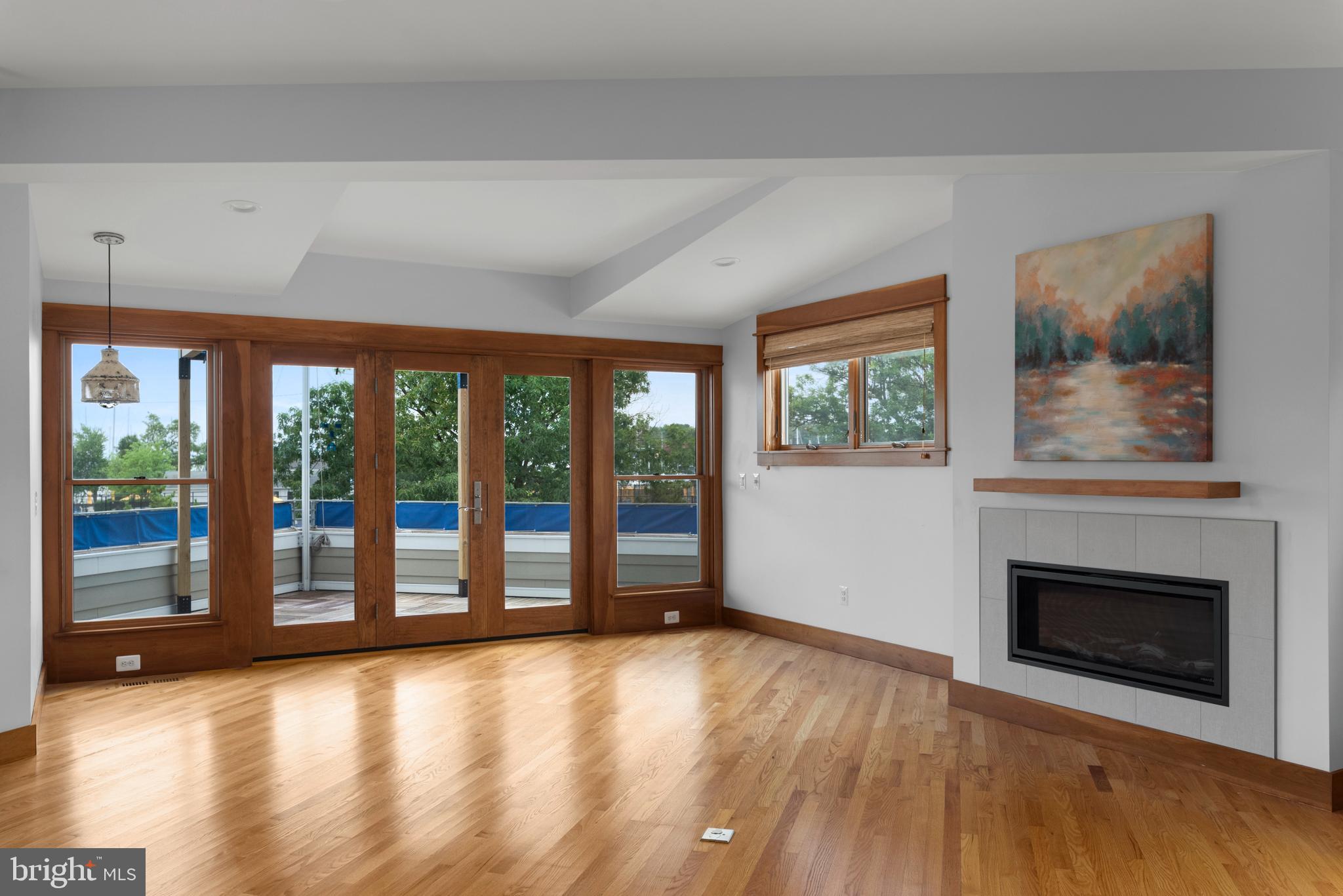 EASTPORT - Residential