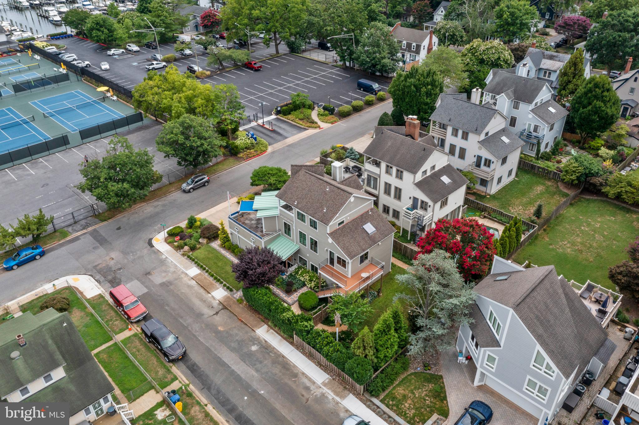 EASTPORT - Residential