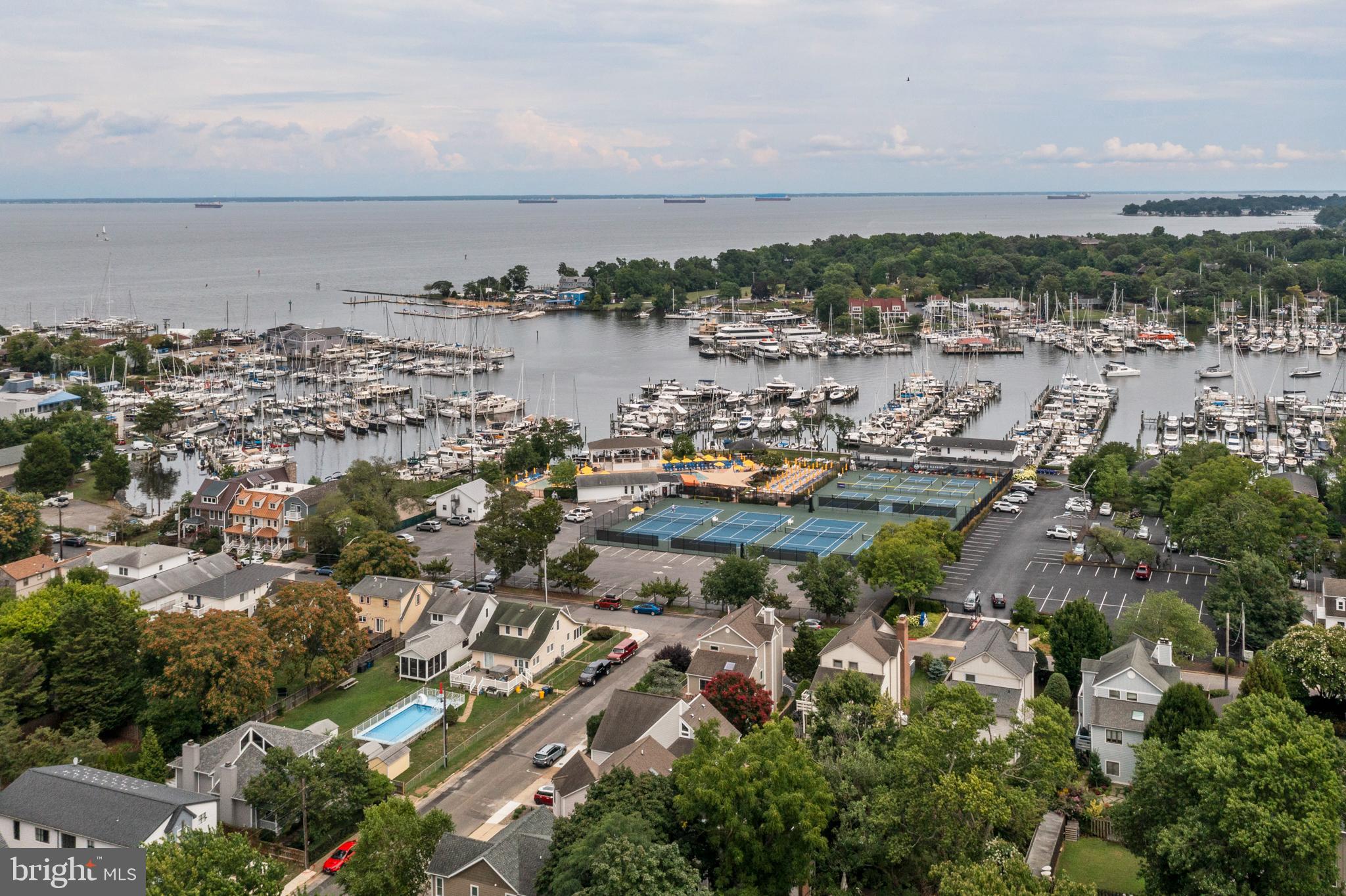 EASTPORT - Residential