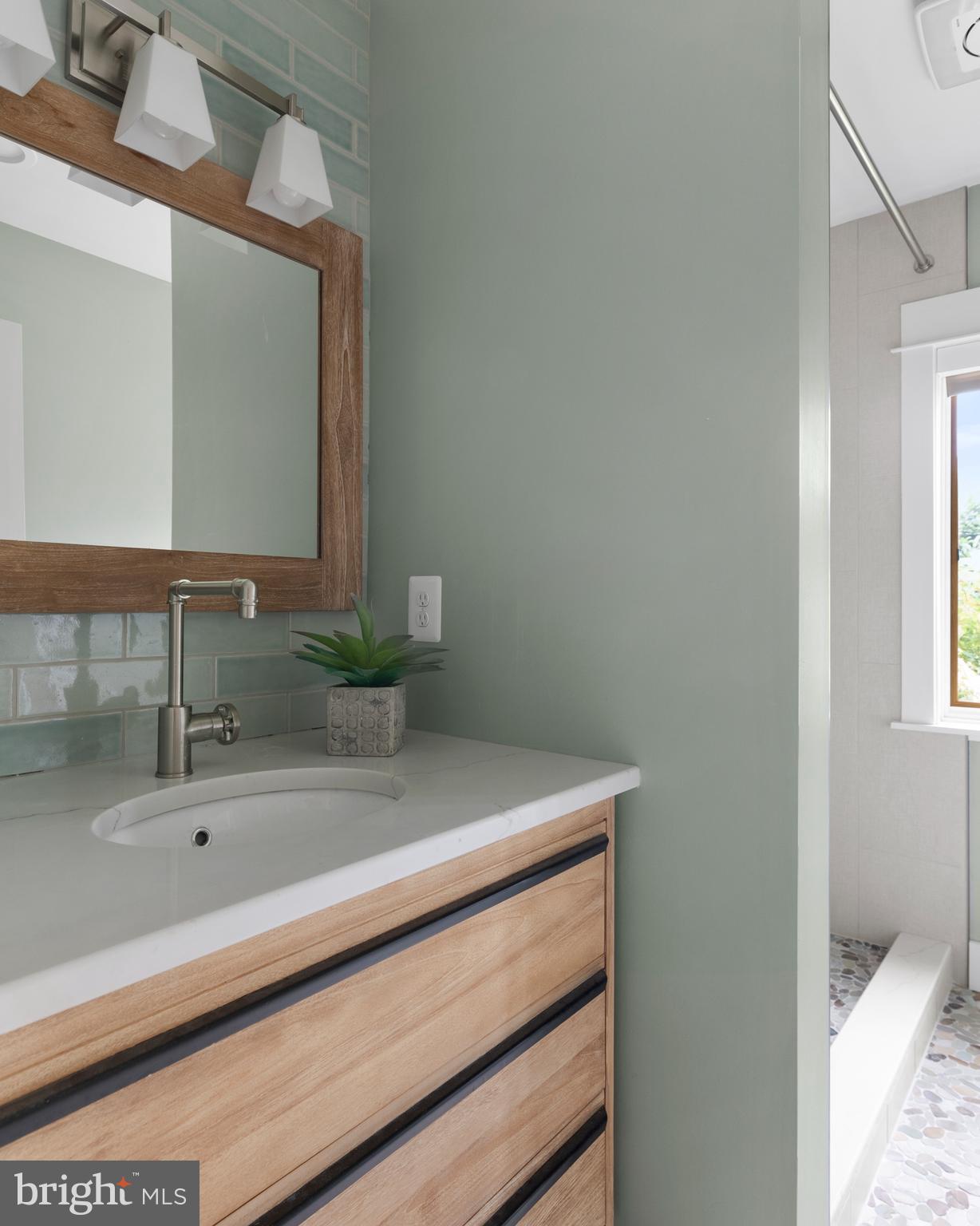 EASTPORT - Residential