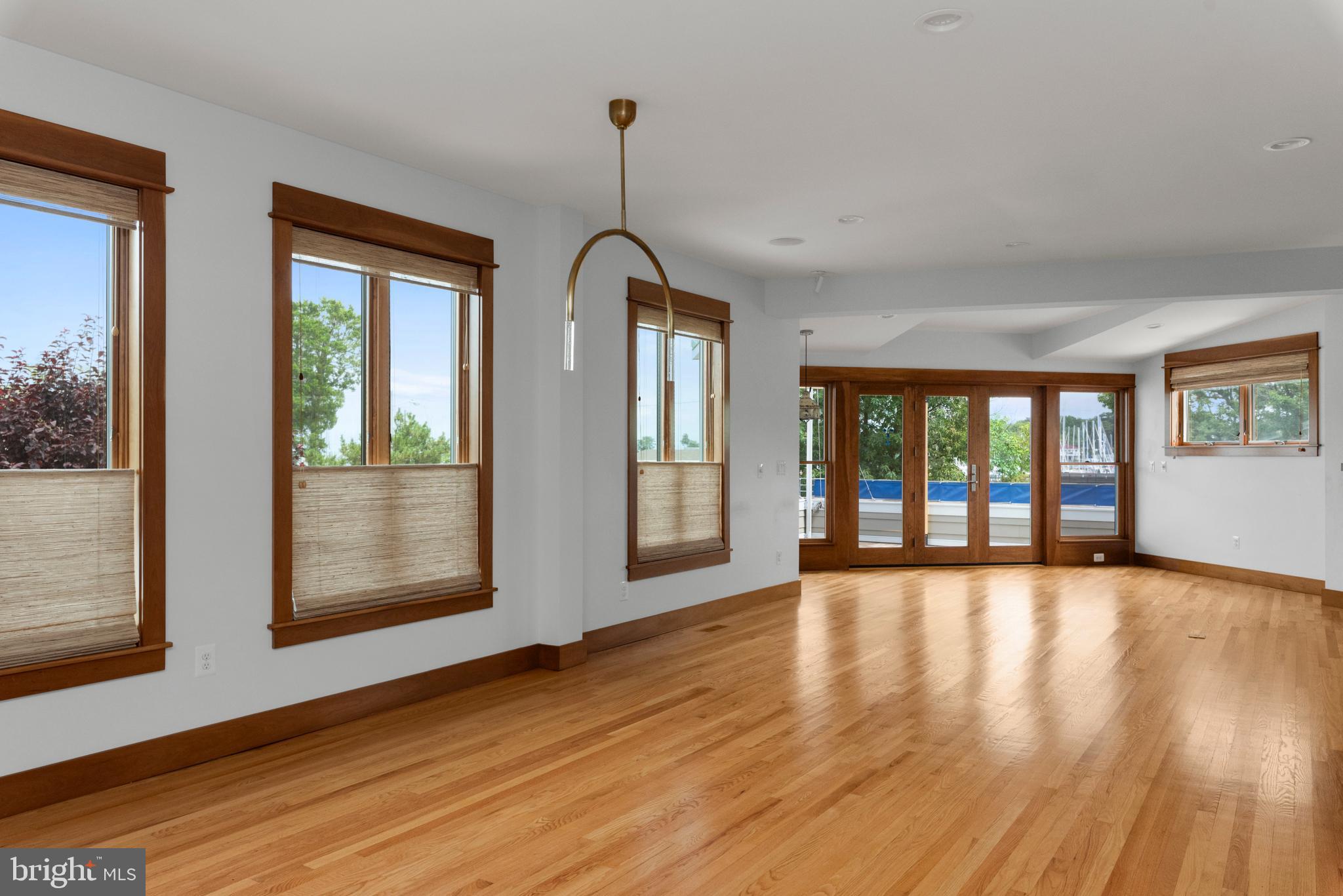 EASTPORT - Residential