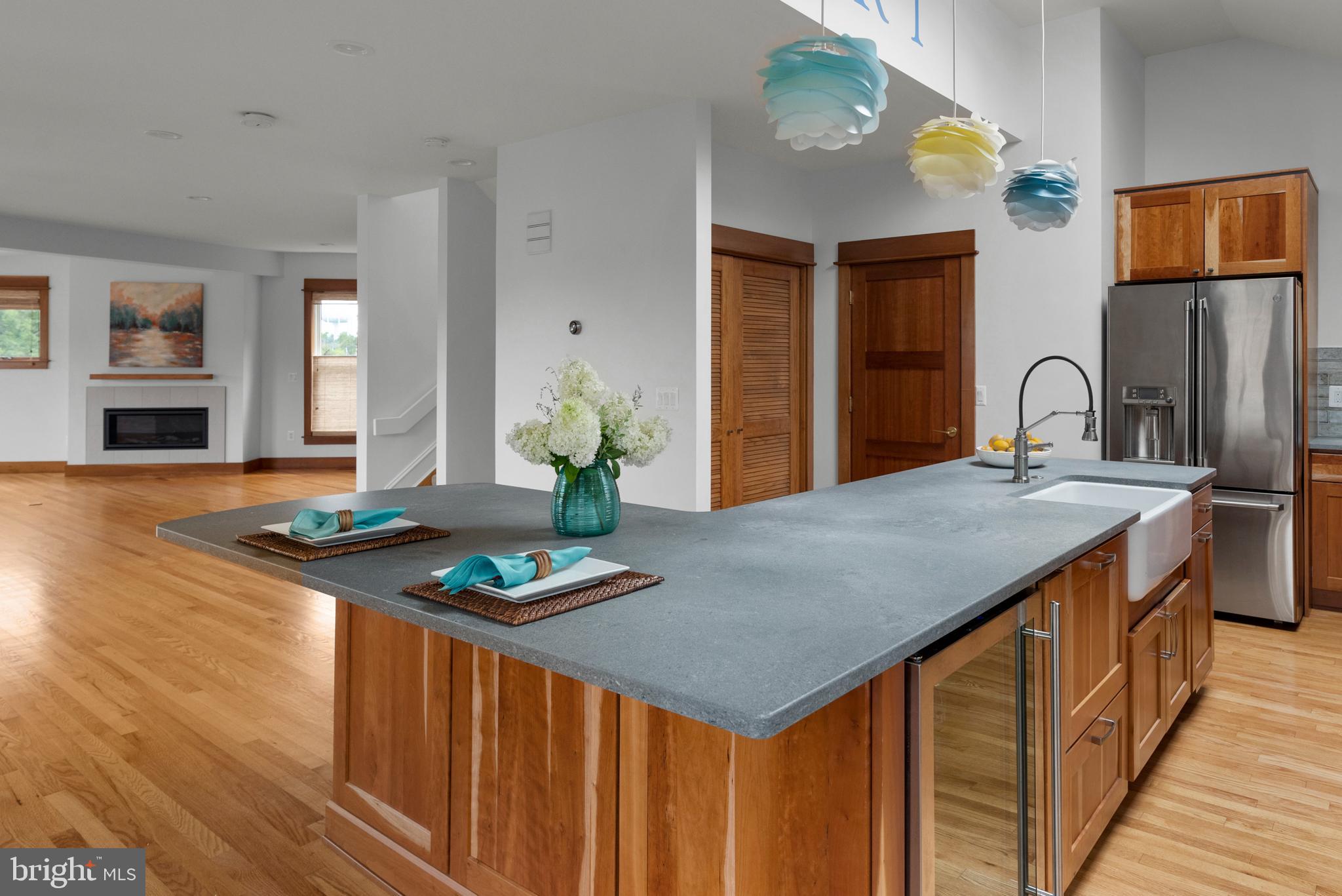 EASTPORT - Residential