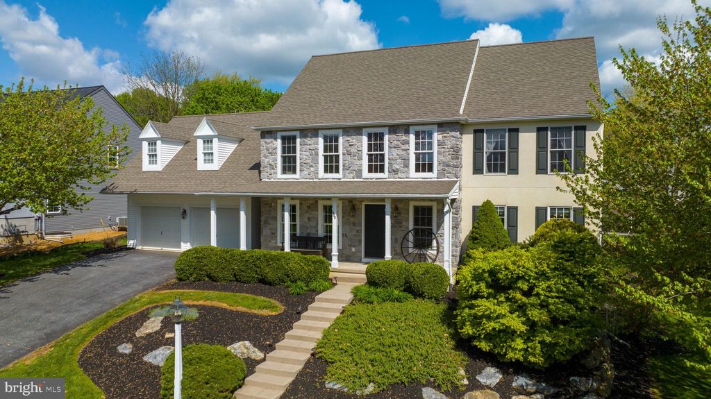 Photo of 309 E FOURTH AVE, LITITZ, PA 17543 (MLS # PALA2033786)