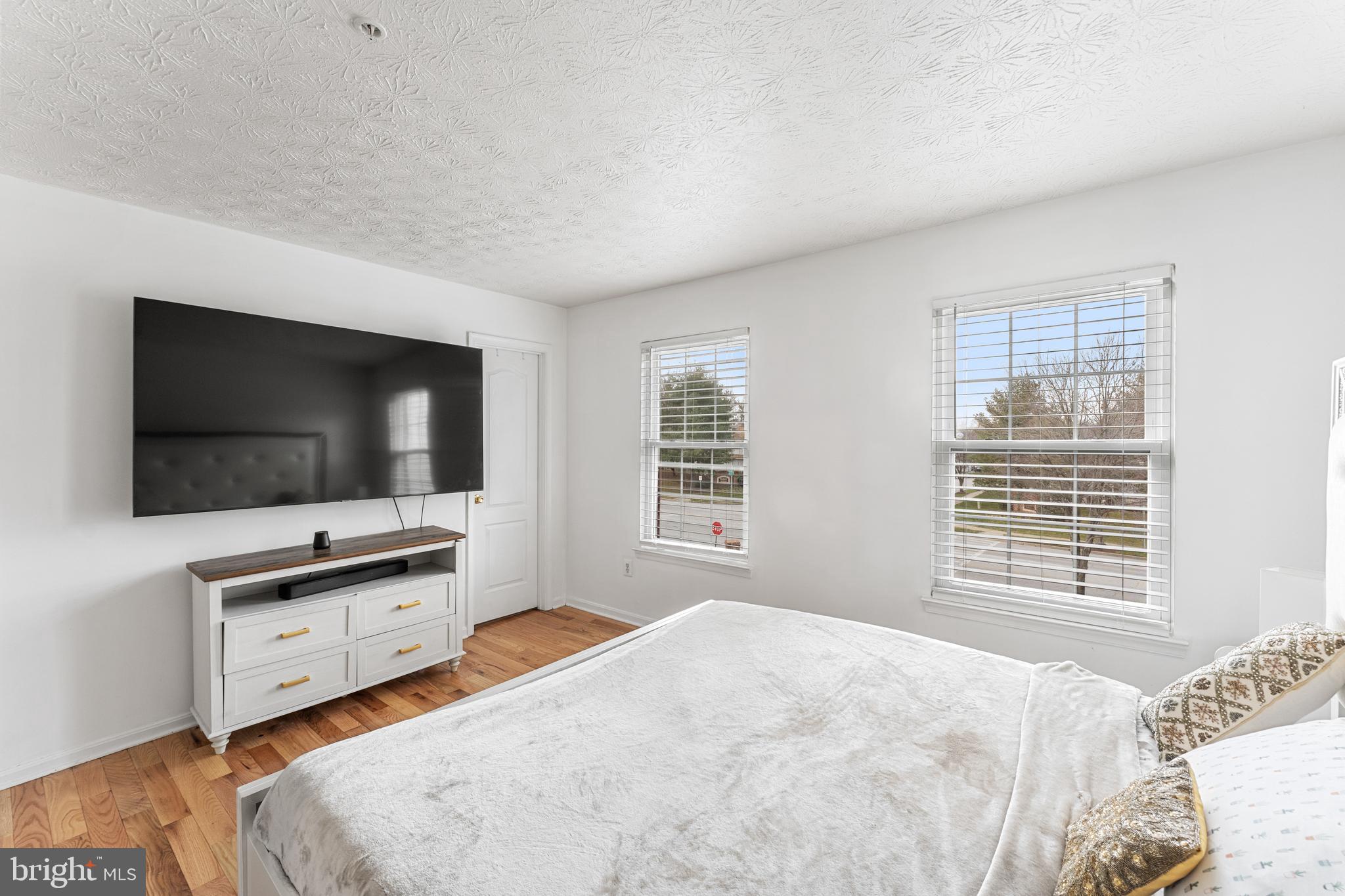 BELLEHAVEN ESTATES - Residential Lease