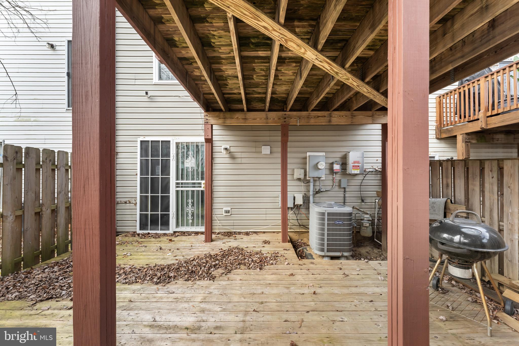 BELLEHAVEN ESTATES - Residential Lease