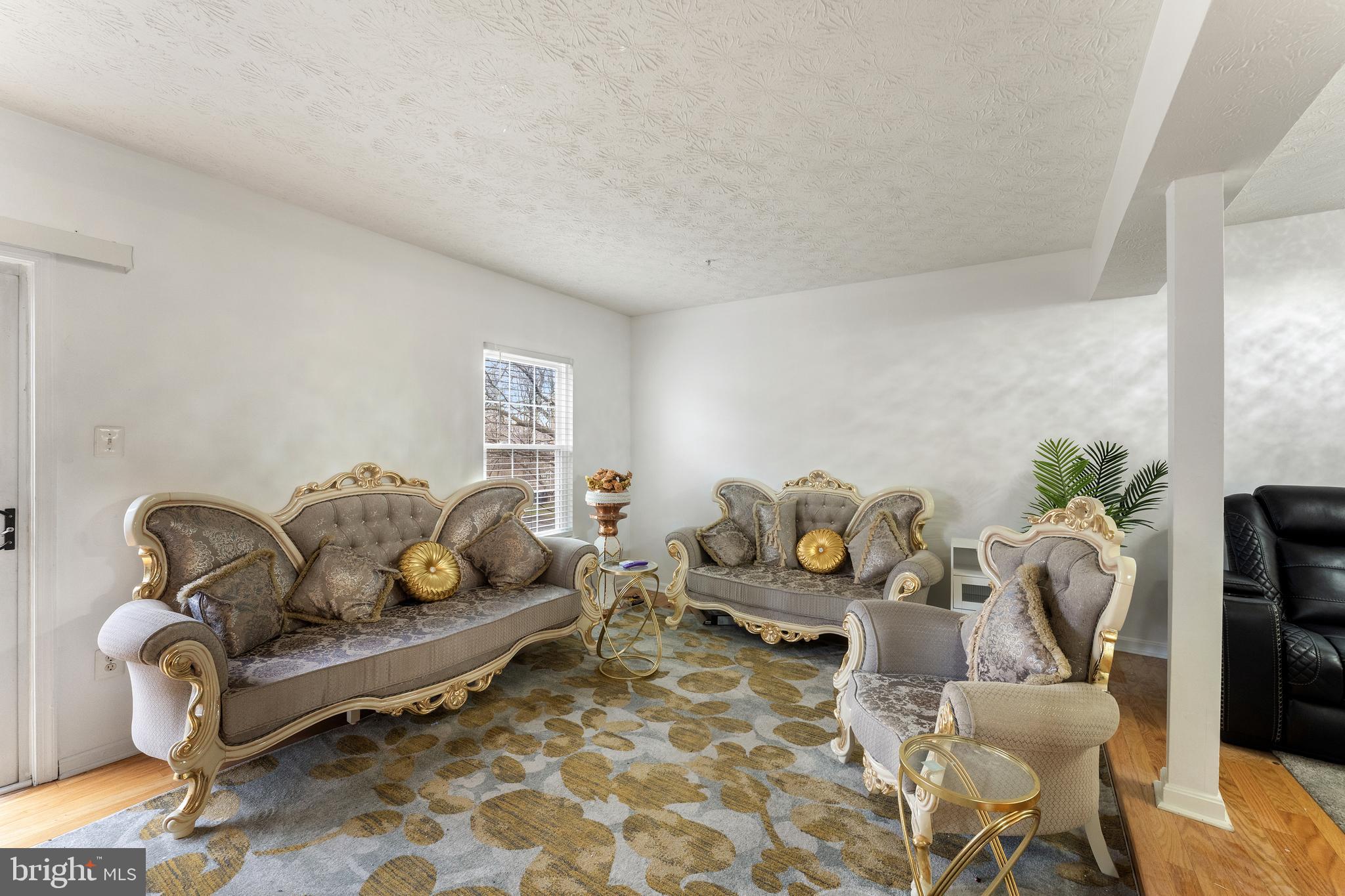 BELLEHAVEN ESTATES - Residential Lease