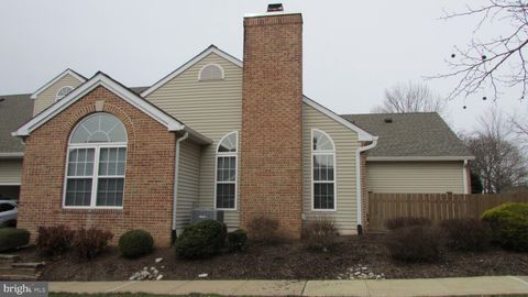 Townhouse For Sale - 134 Woolsey Court<br/> PENNINGTON, NJ 08534