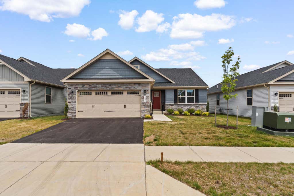 Photo of 8304 Sage Flower Avenue, BRANDYWINE, MD 20613 (MLS # MDPG2206638)
