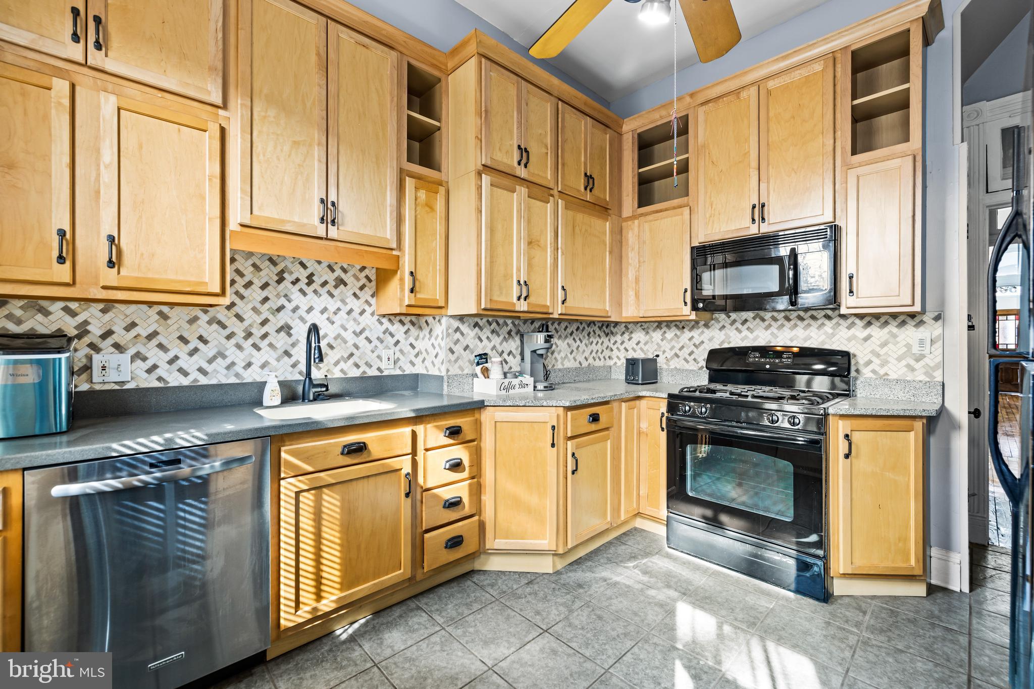 RESERVOIR HILL - Residential Lease