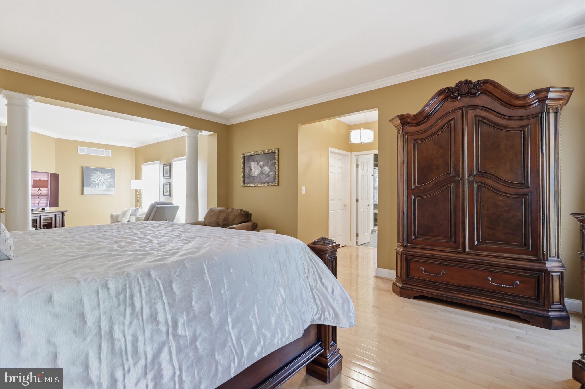 MEADOW WOOD - Residential