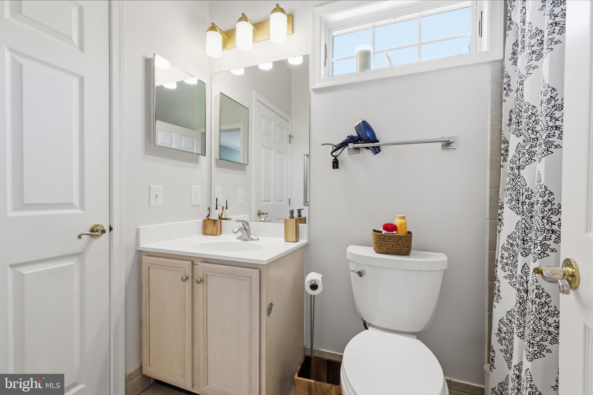 MEADOW WOOD - Residential