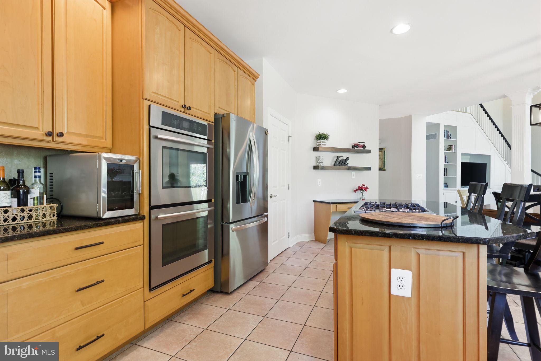 MEADOW WOOD - Residential
