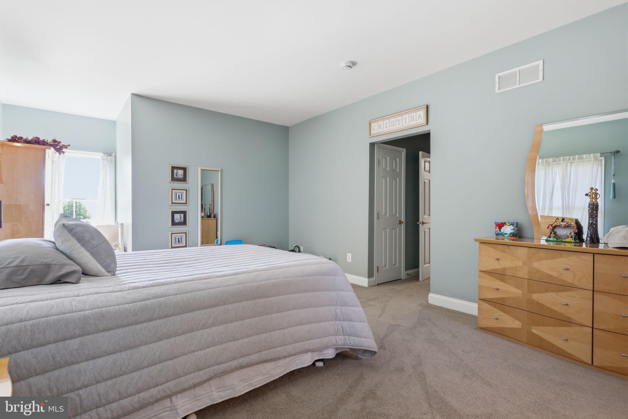 MEADOW WOOD - Residential
