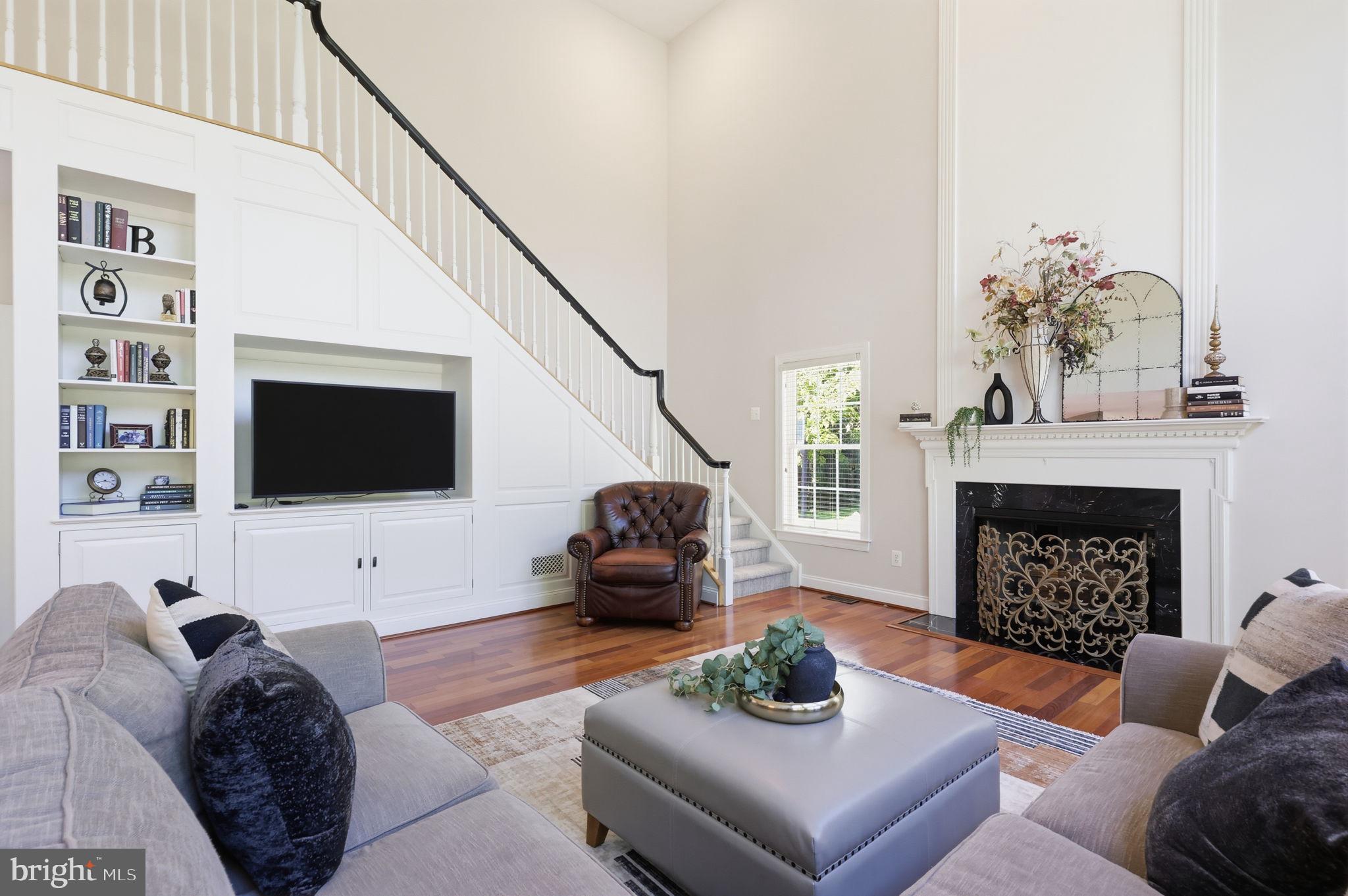 MEADOW WOOD - Residential