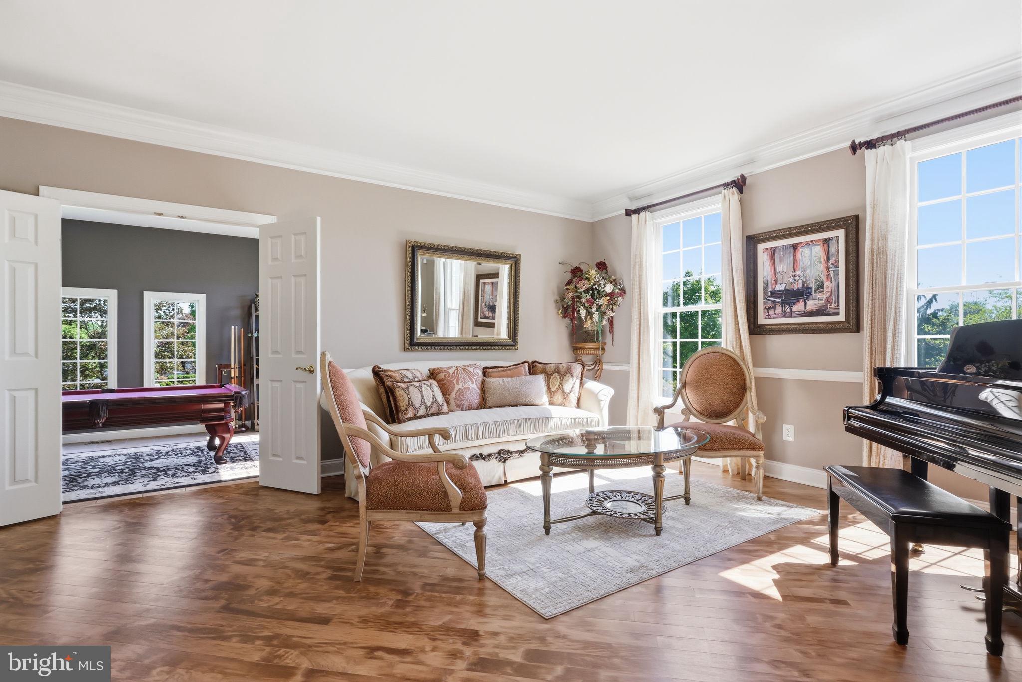 MEADOW WOOD - Residential