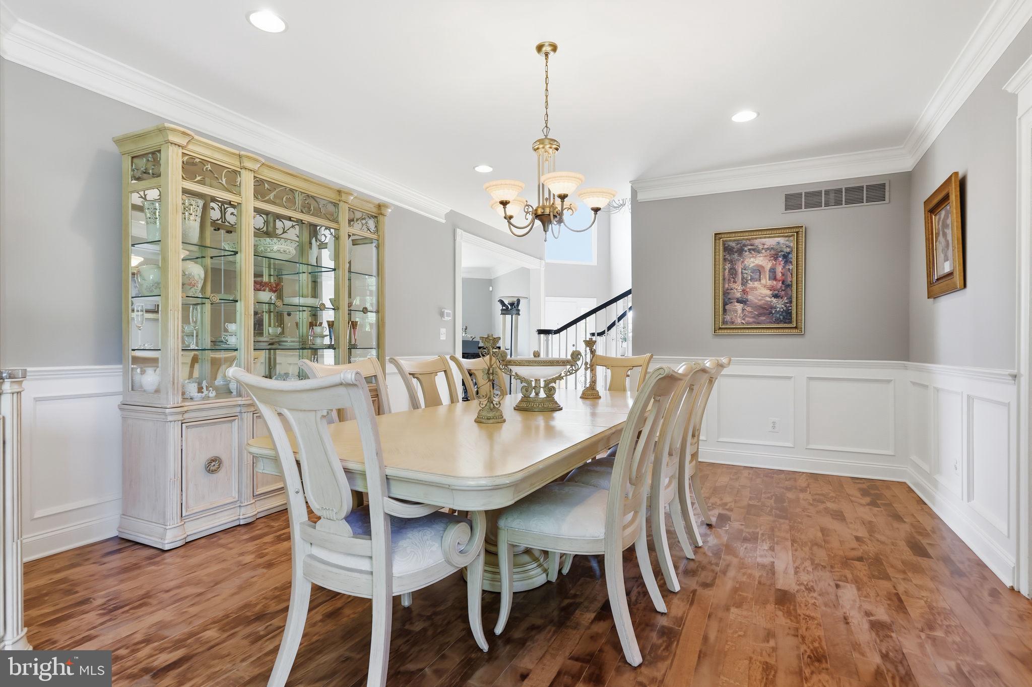 MEADOW WOOD - Residential