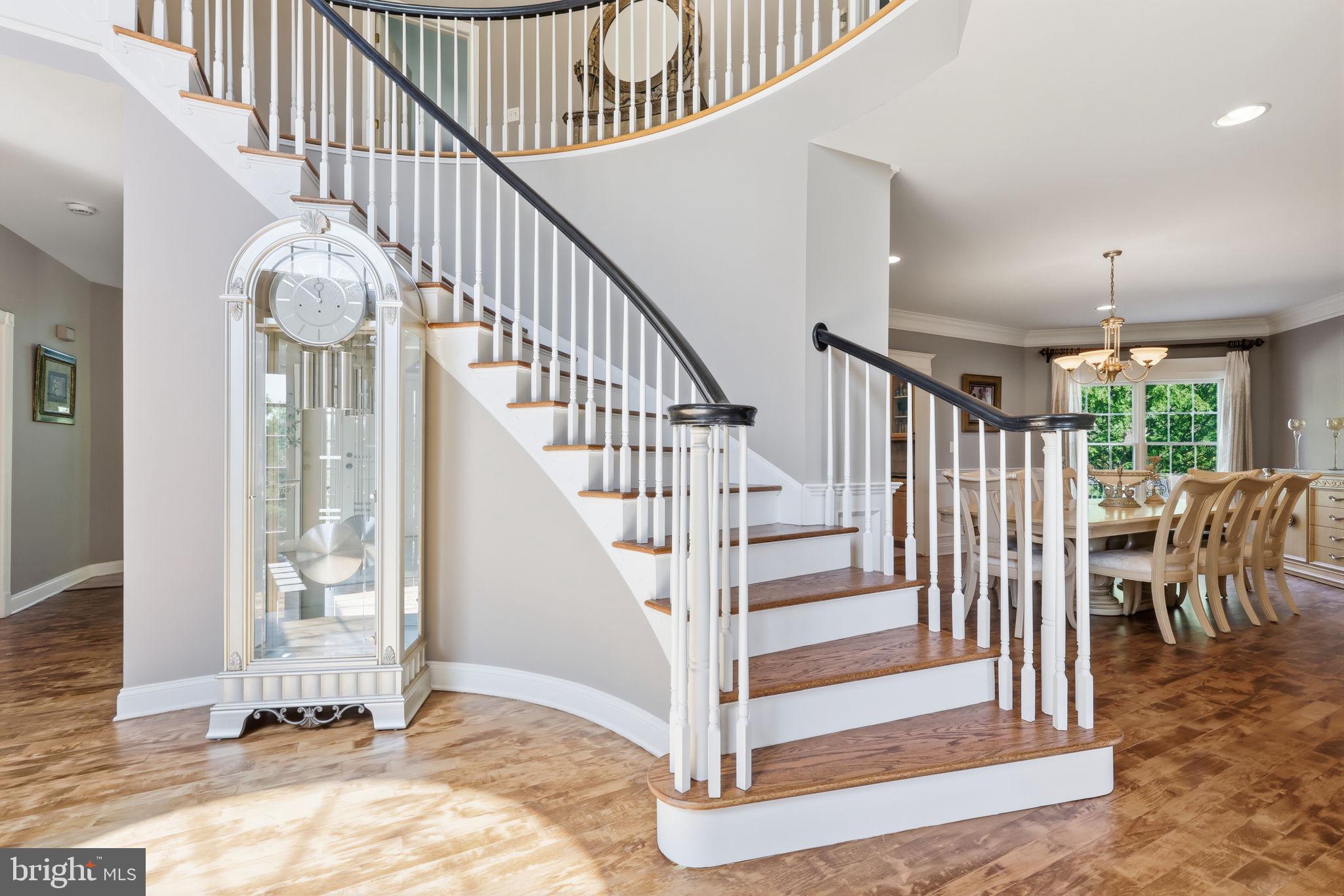 MEADOW WOOD - Residential