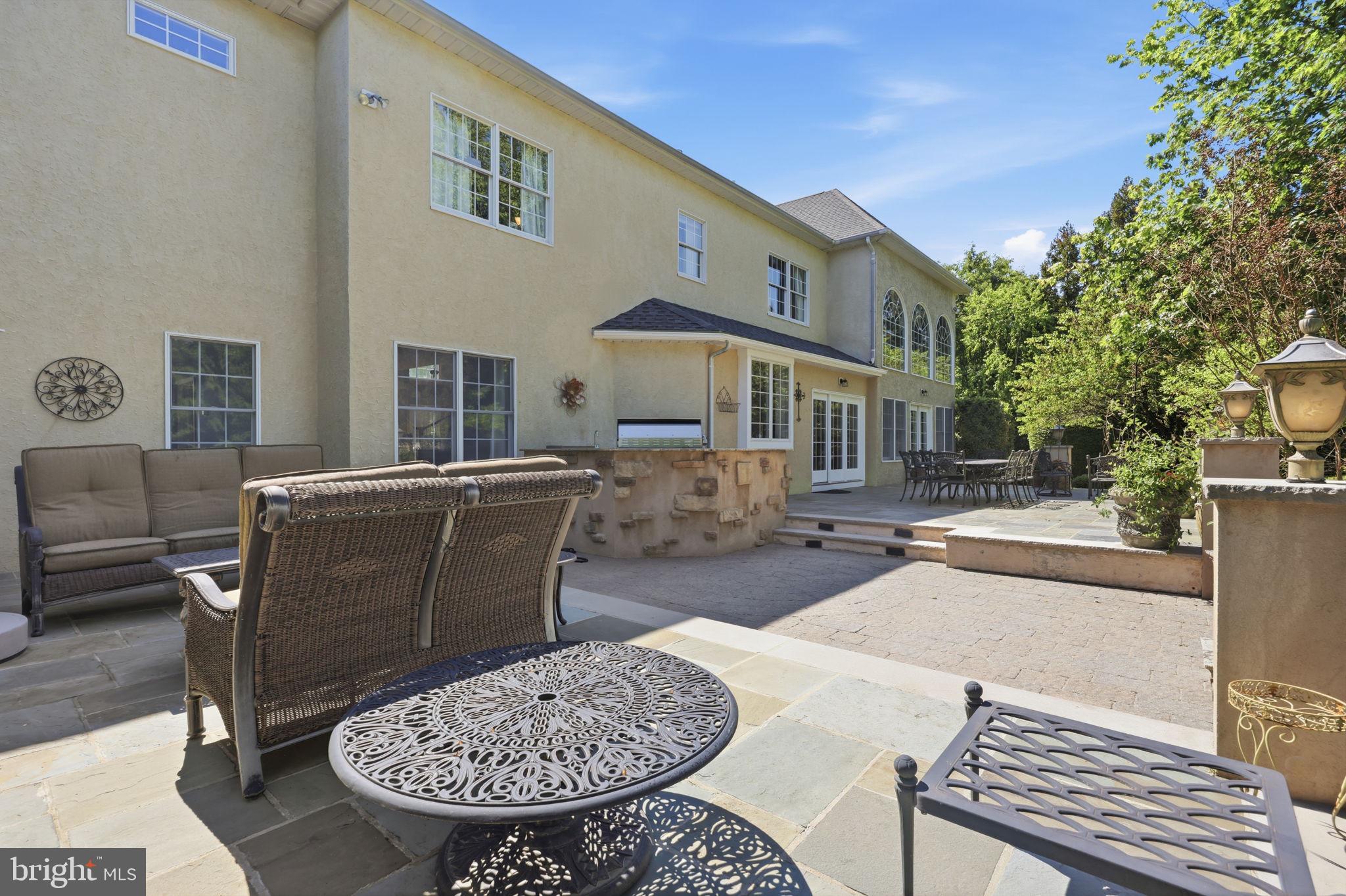 MEADOW WOOD - Residential