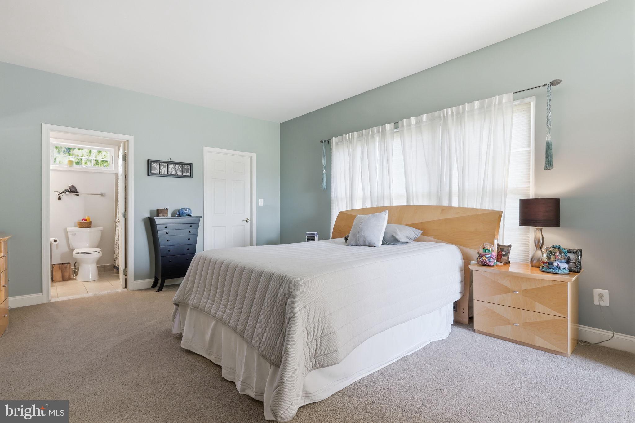 MEADOW WOOD - Residential