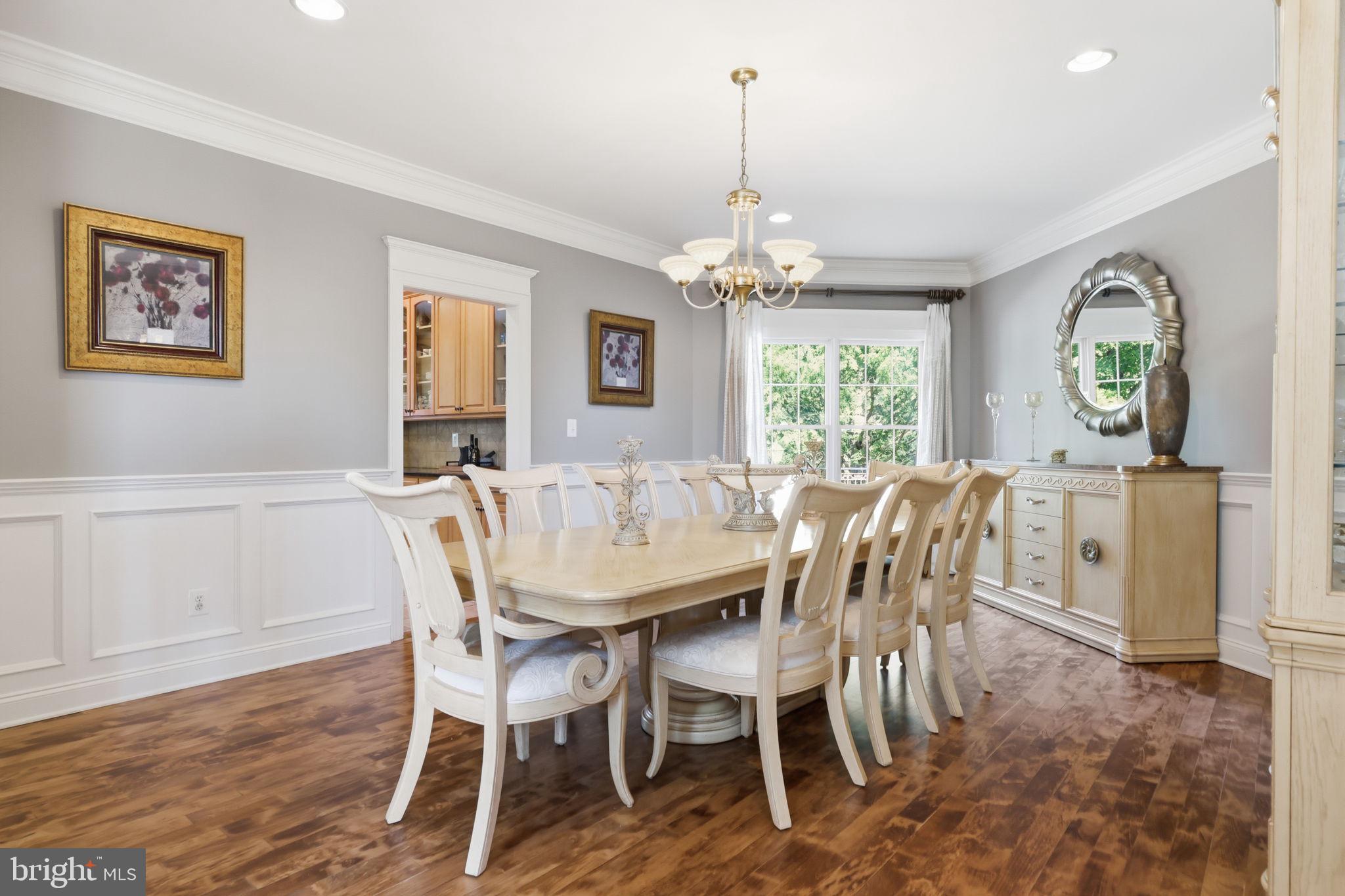 MEADOW WOOD - Residential