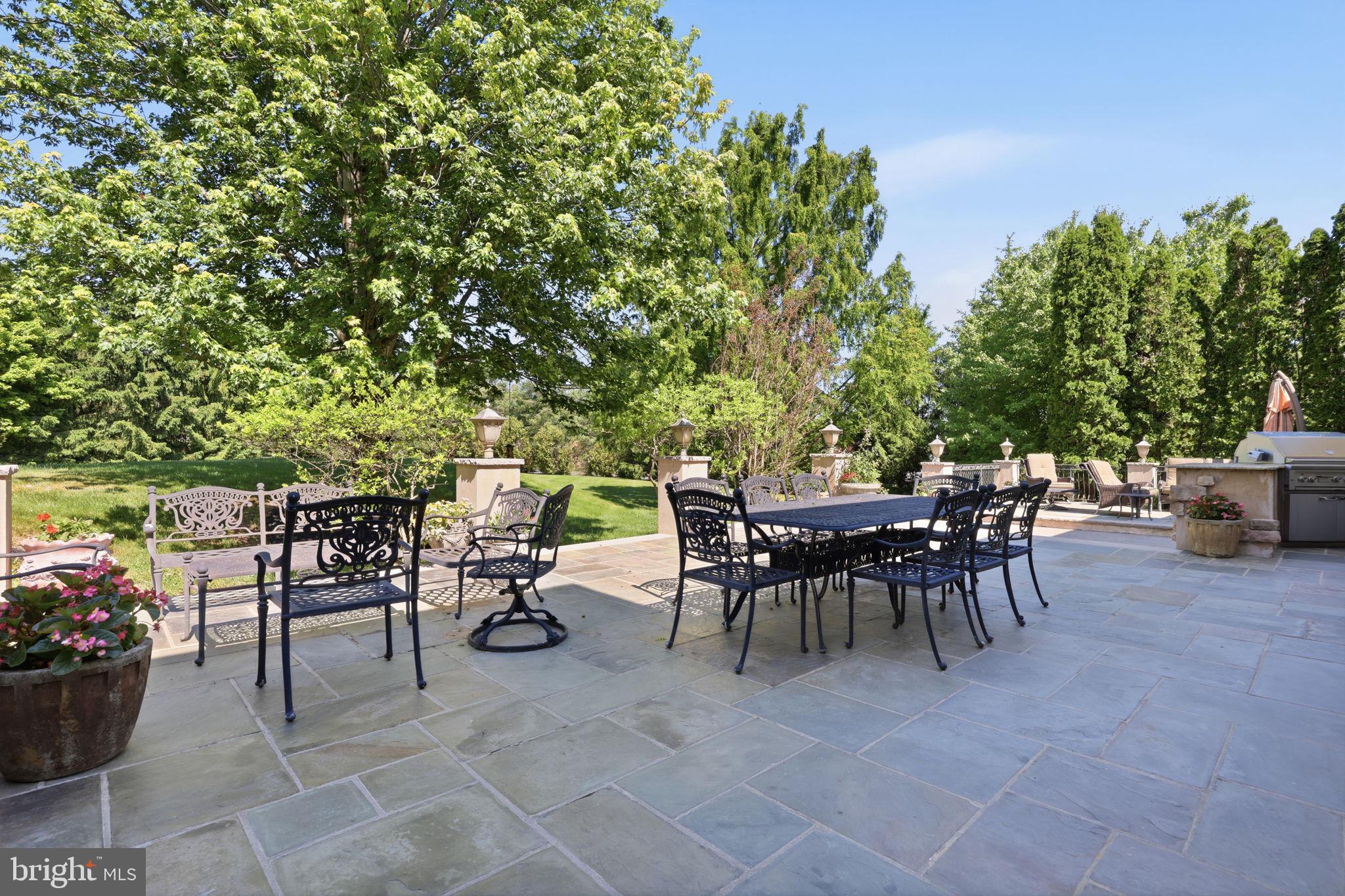 MEADOW WOOD - Residential