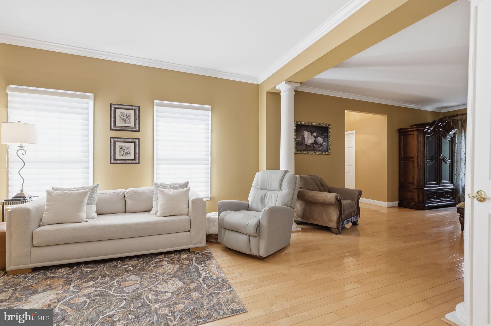 MEADOW WOOD - Residential