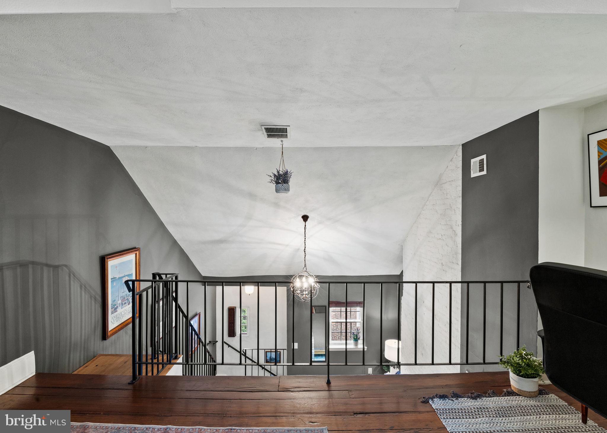 WASHINGTON SQ WEST - Residential