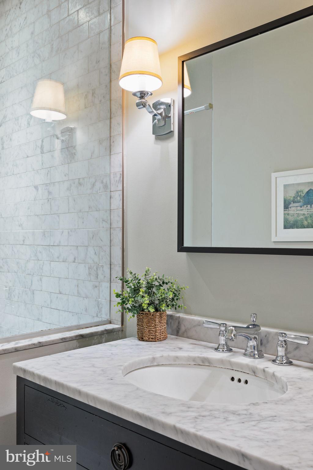 WASHINGTON SQ WEST - Residential