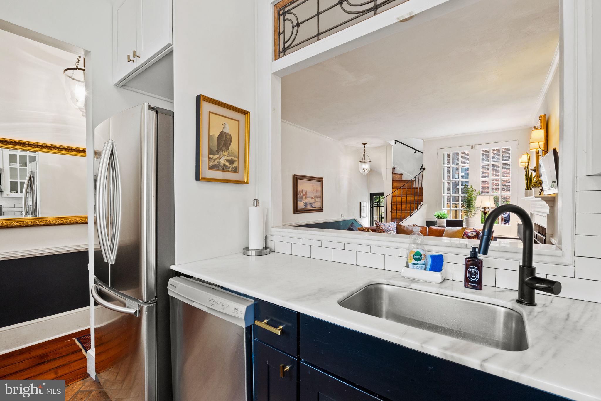 WASHINGTON SQ WEST - Residential