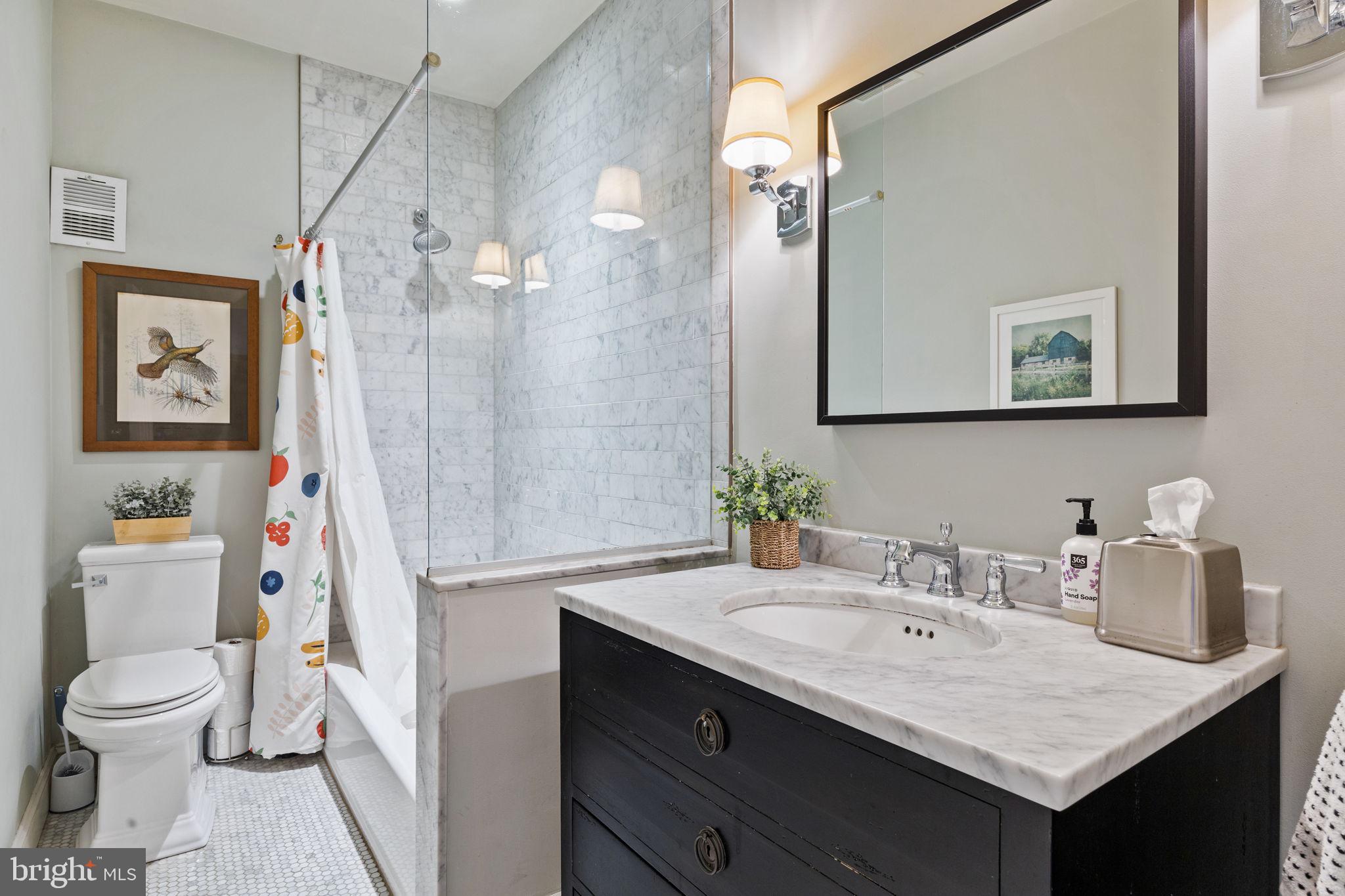 WASHINGTON SQ WEST - Residential