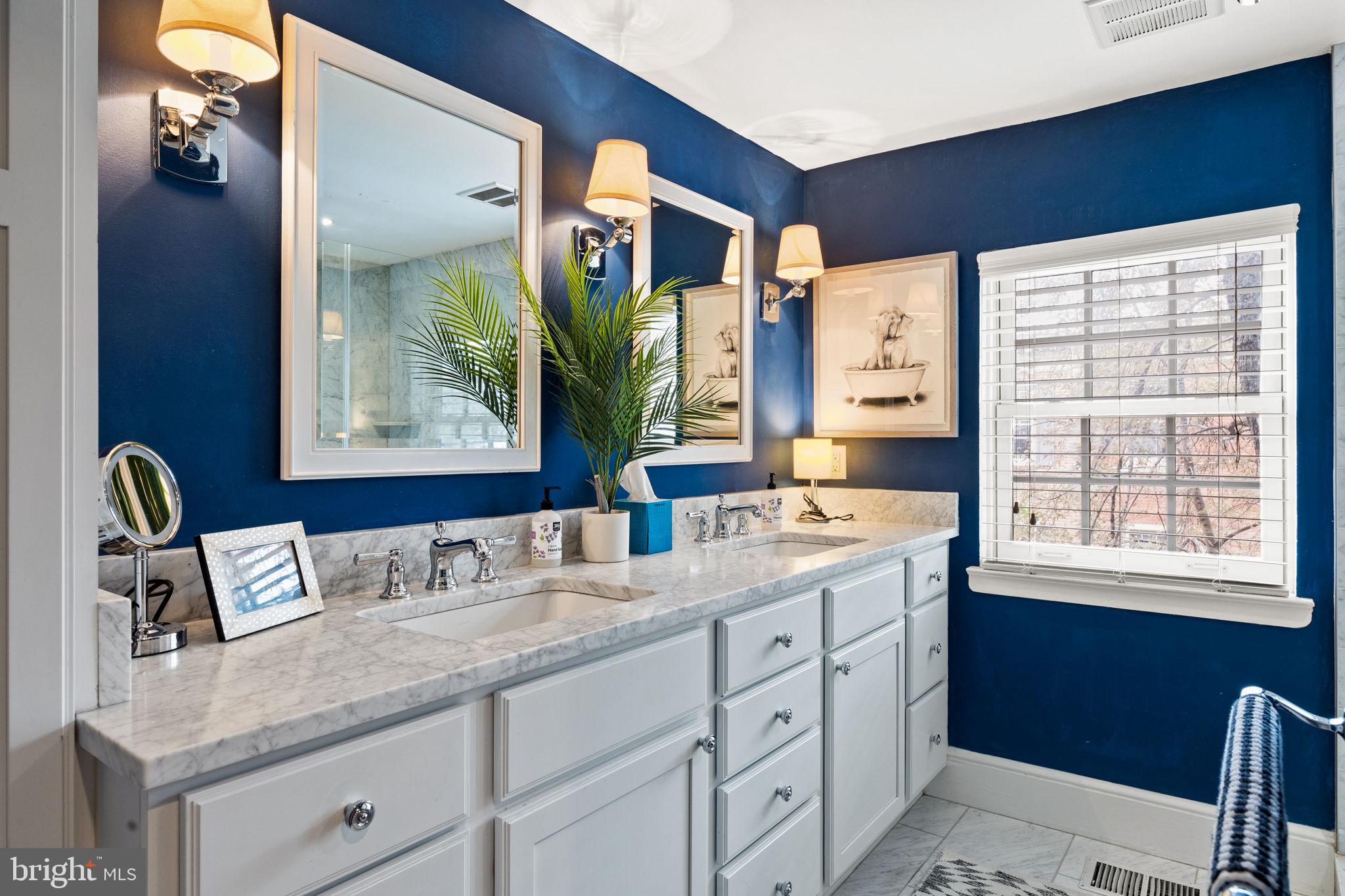 WASHINGTON SQ WEST - Residential