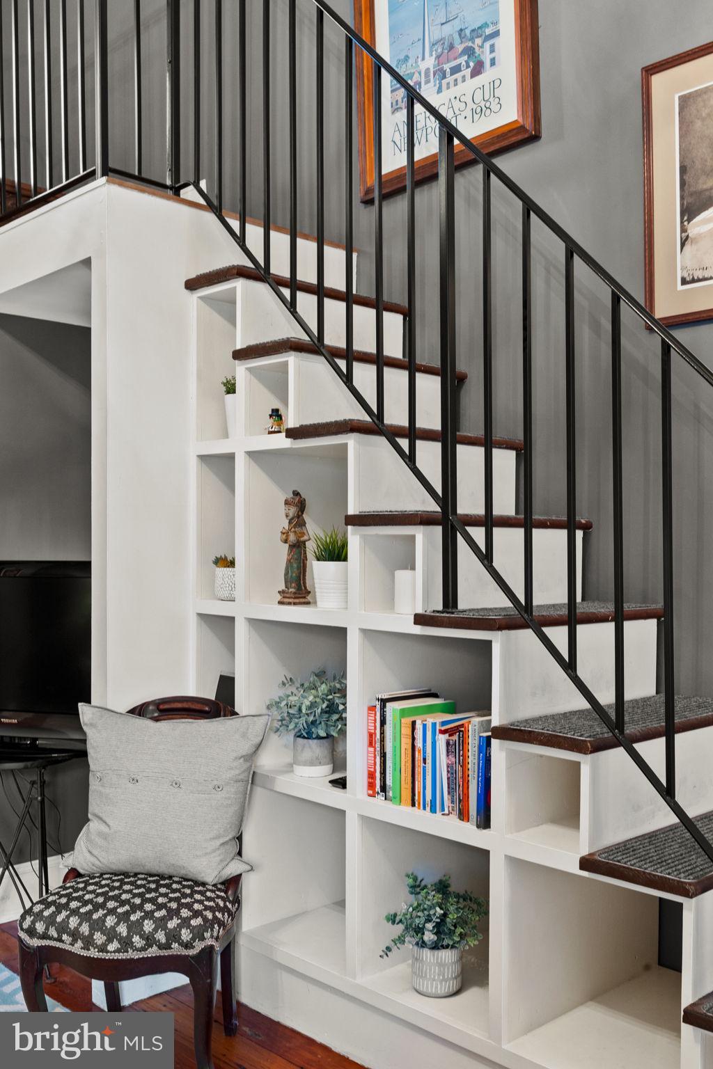 WASHINGTON SQ WEST - Residential