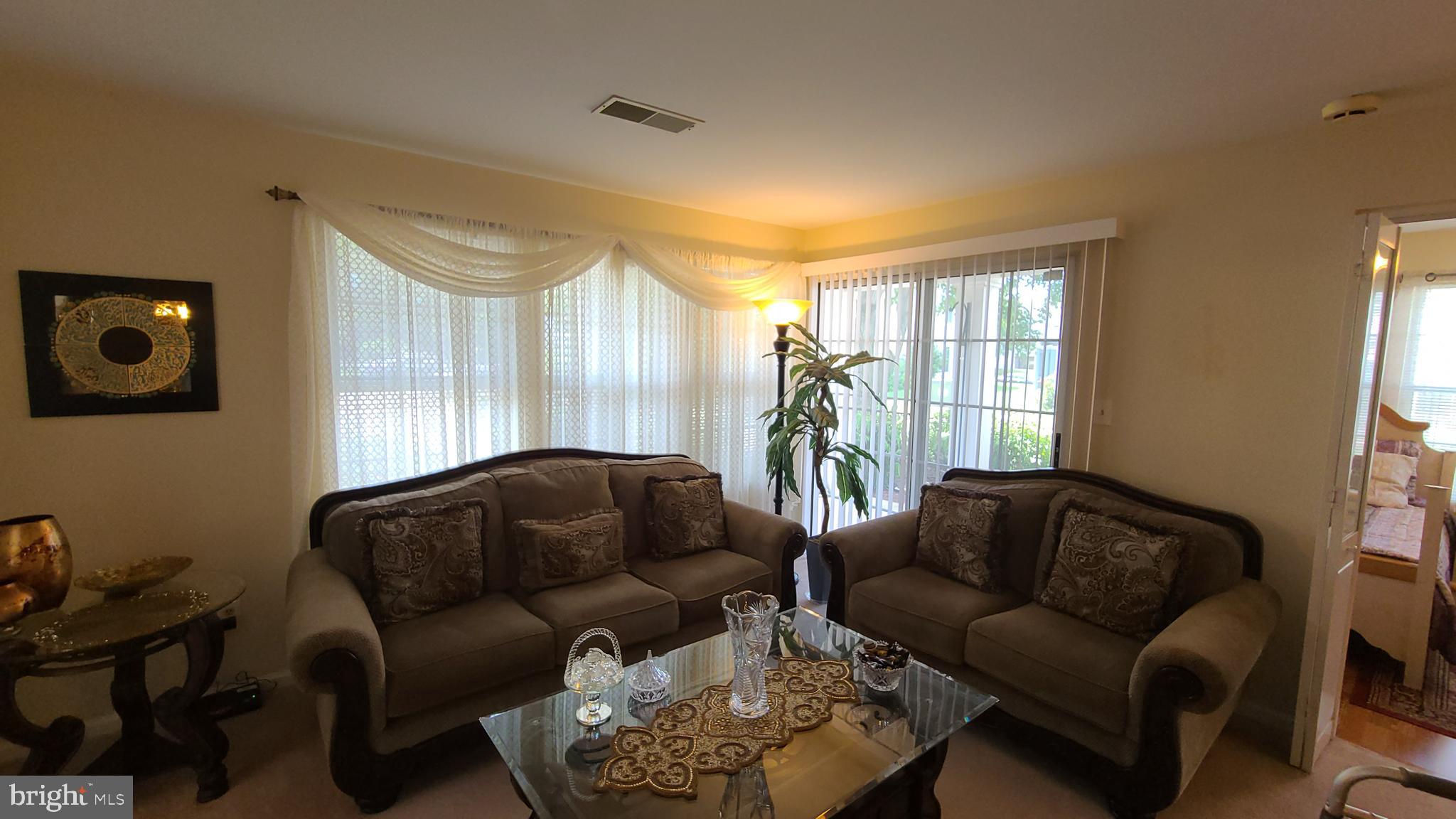 STRATFORD CONDOS - Residential