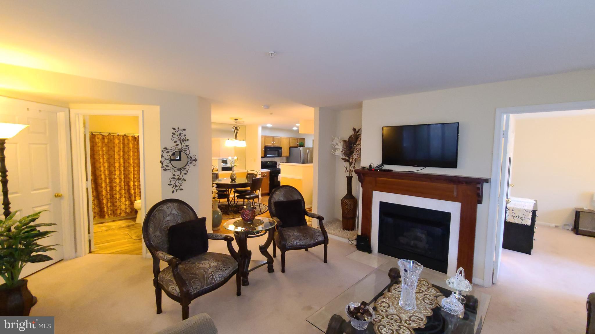 STRATFORD CONDOS - Residential