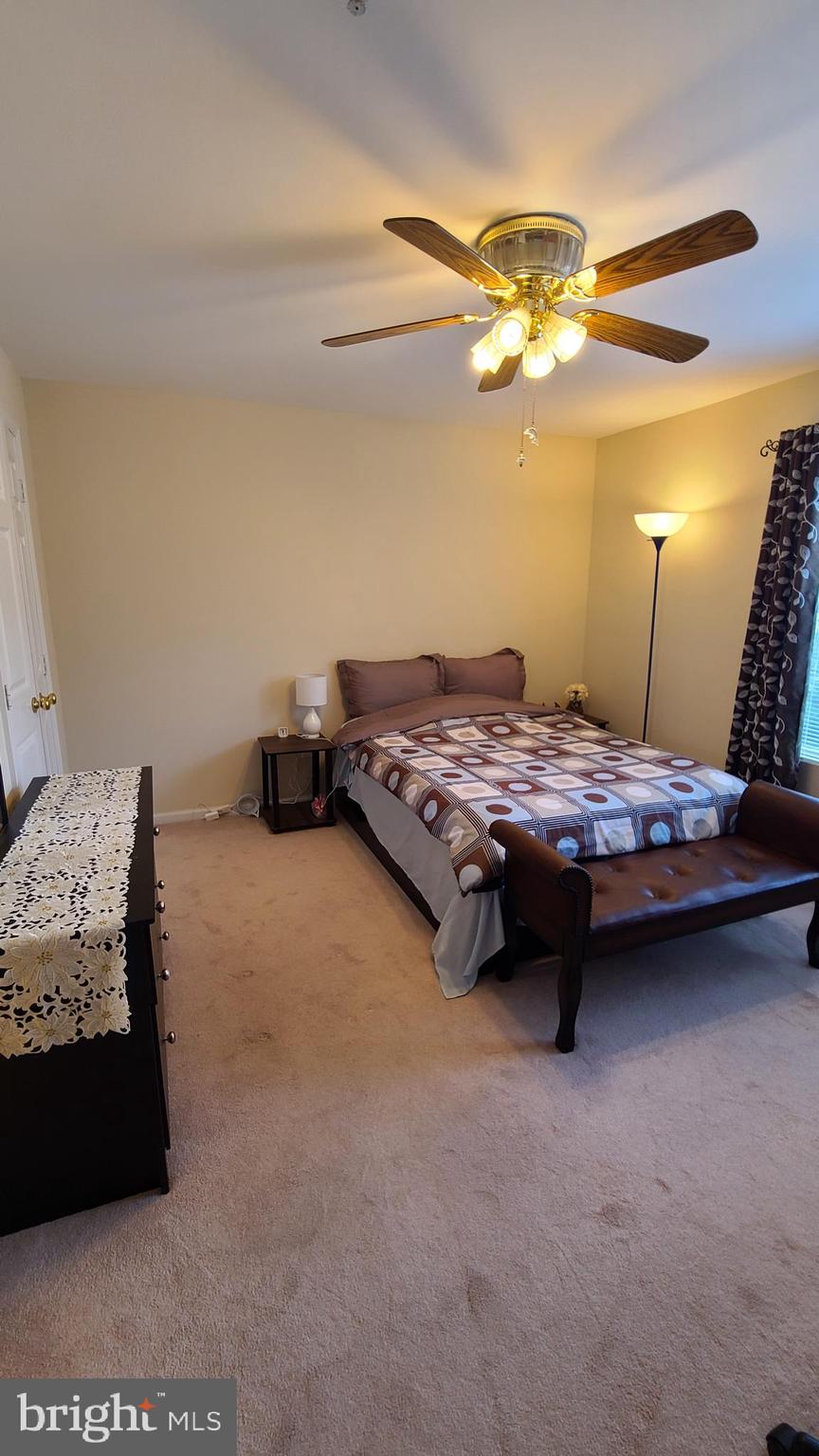 STRATFORD CONDOS - Residential