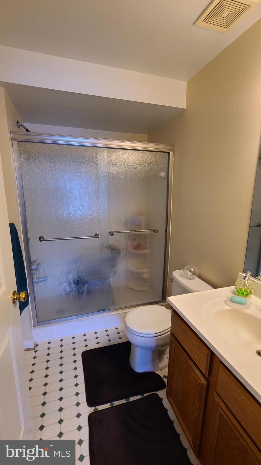 STRATFORD CONDOS - Residential