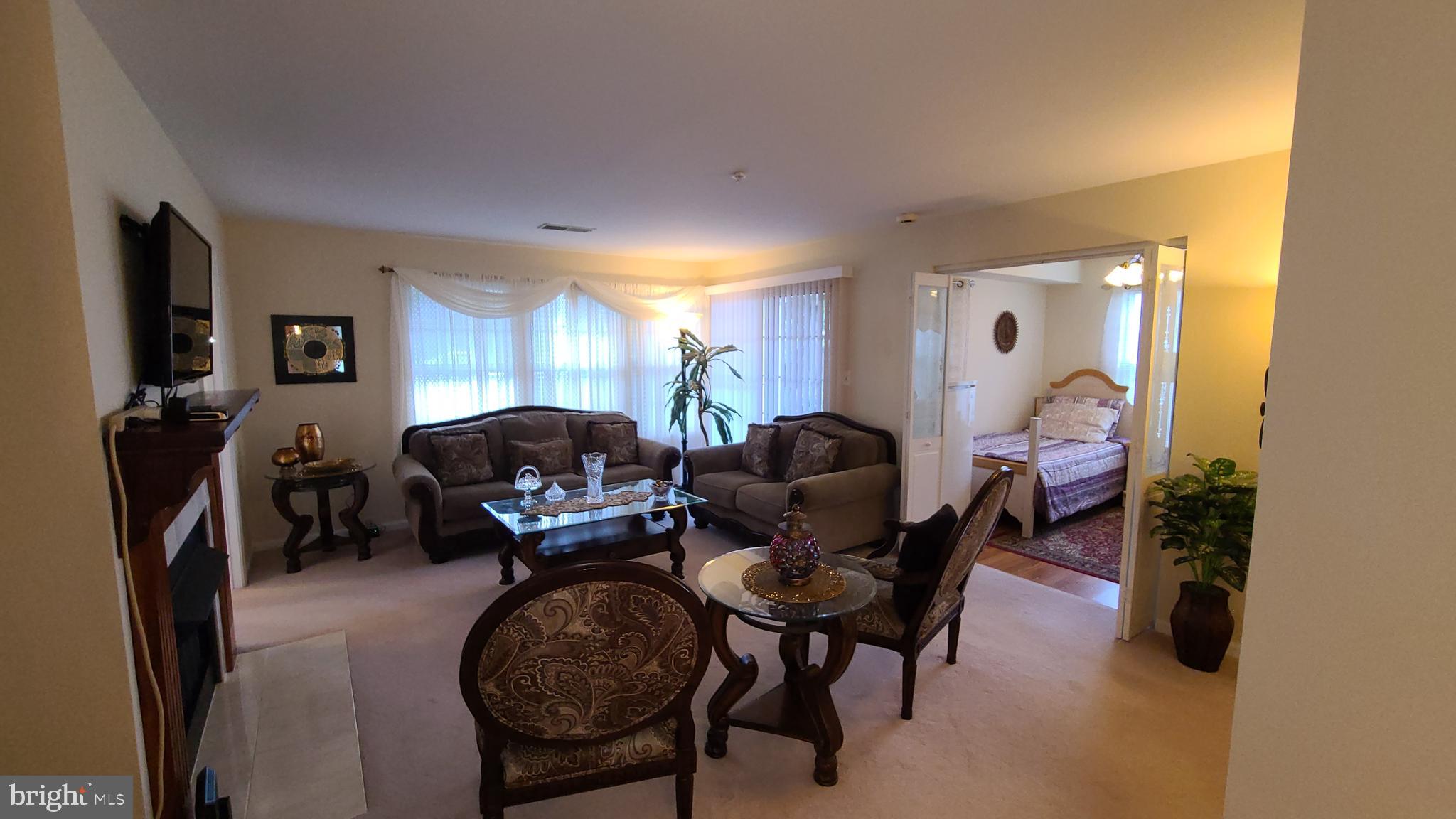 STRATFORD CONDOS - Residential