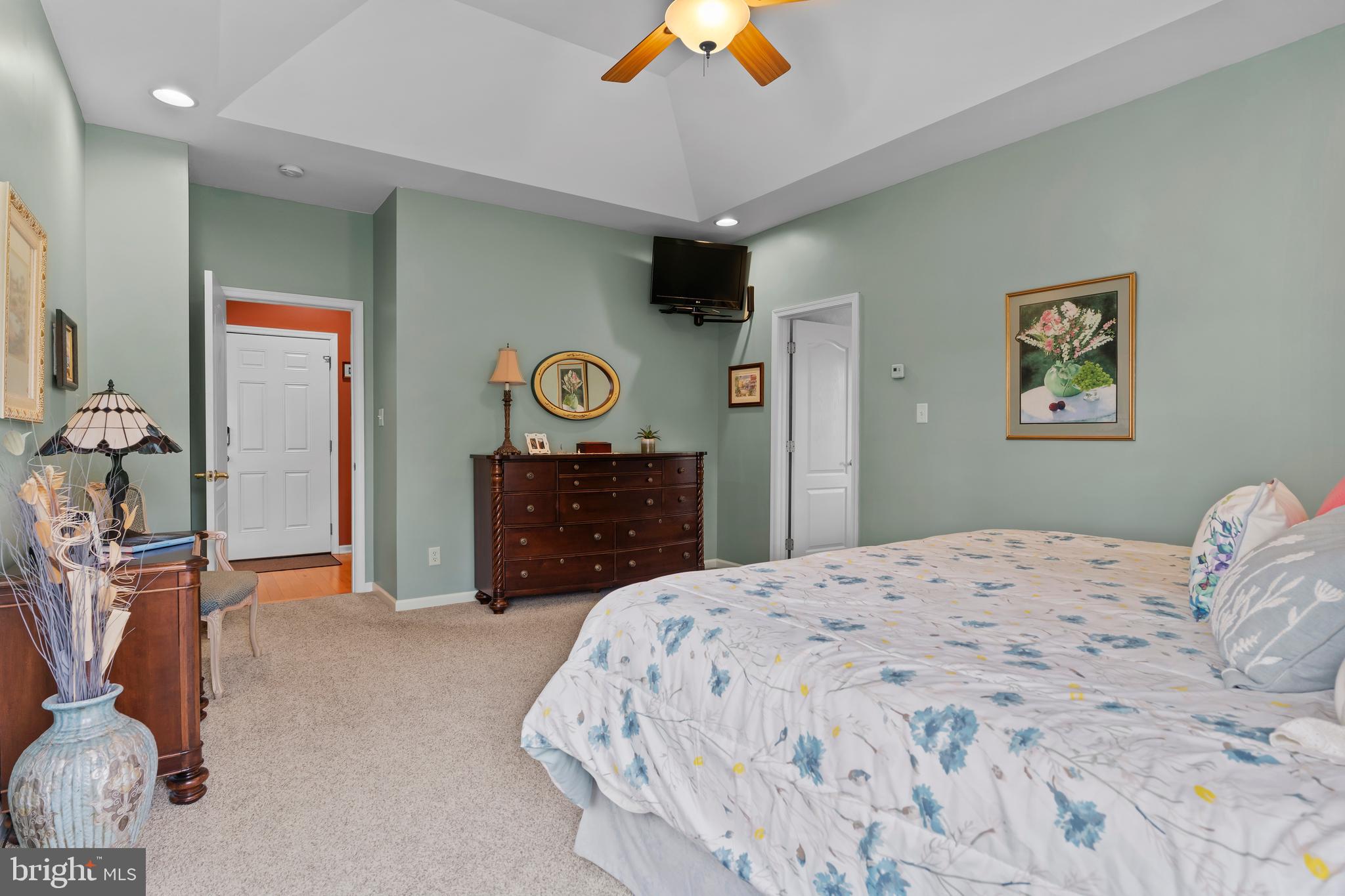 WHISKEY RUN ESTATES - Residential